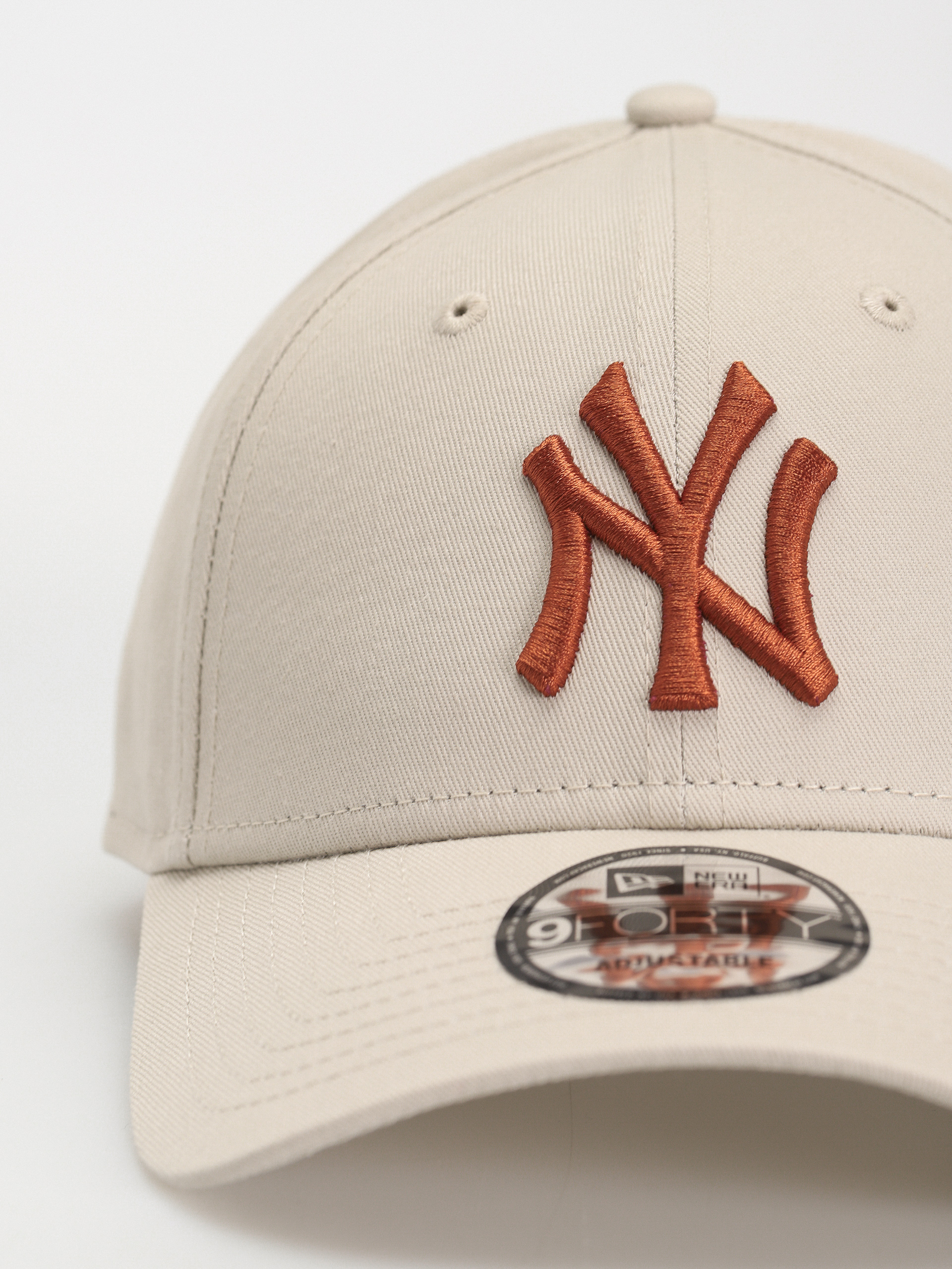 New Era League Essential 9Forty New York Yankees Cap (stone)