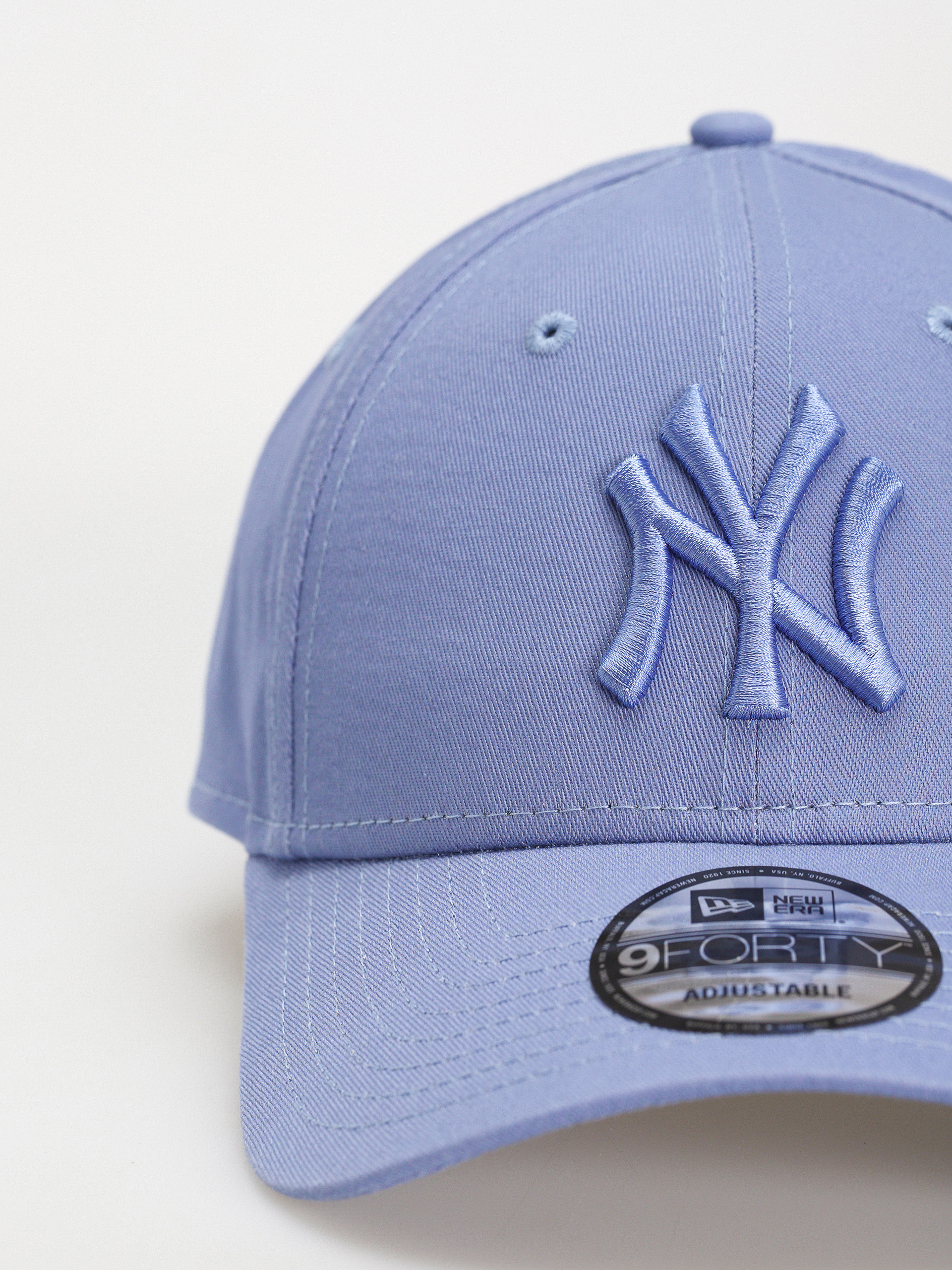 【New Era】9FORTY New York Yankees Cap MLB Pastel Blue New York Yankees Baby Blue 9FORTY Adjustable Hat – New Era Cap