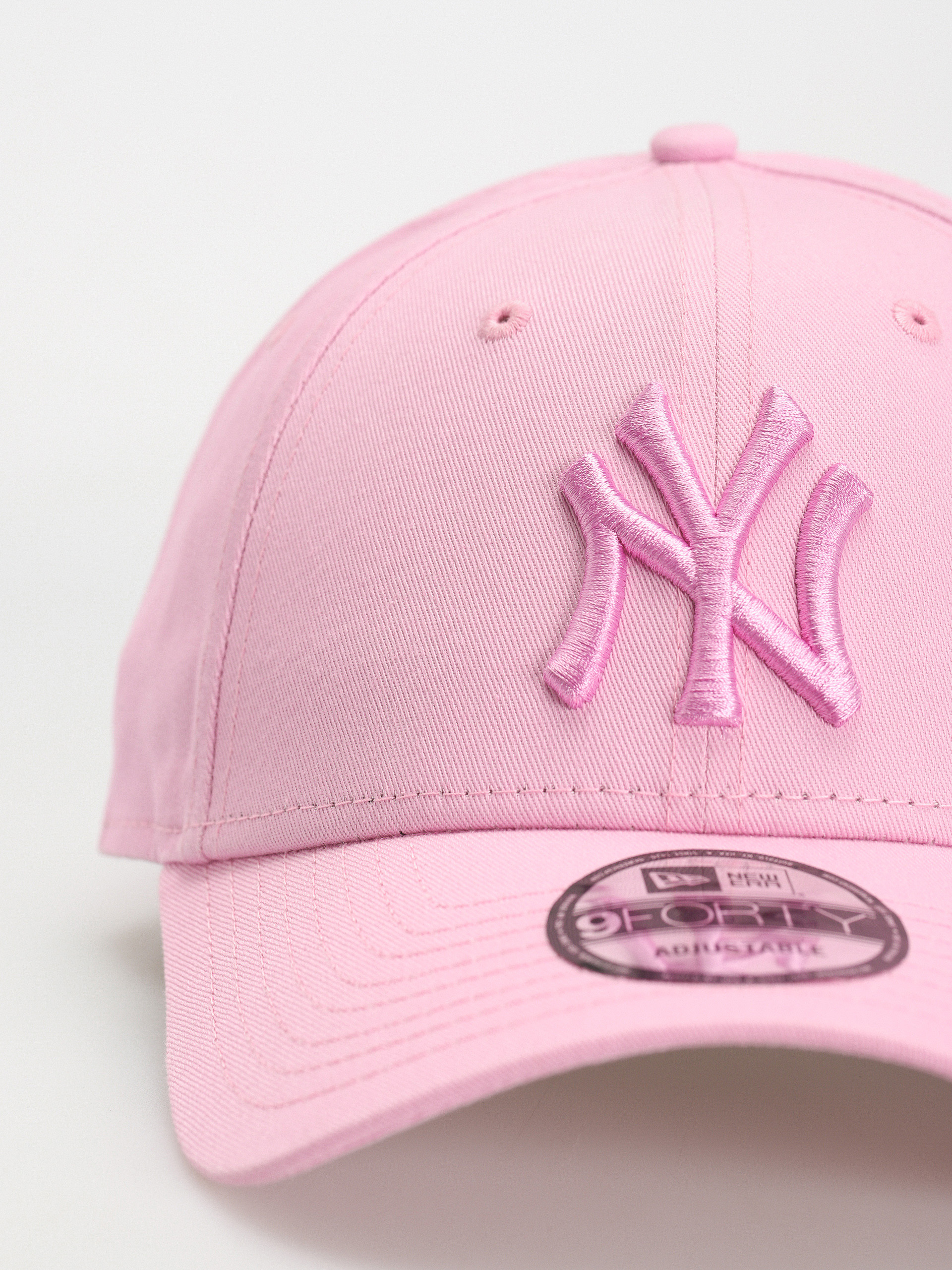 New Era League Essential 9Forty New York Yankees Cap (pink)