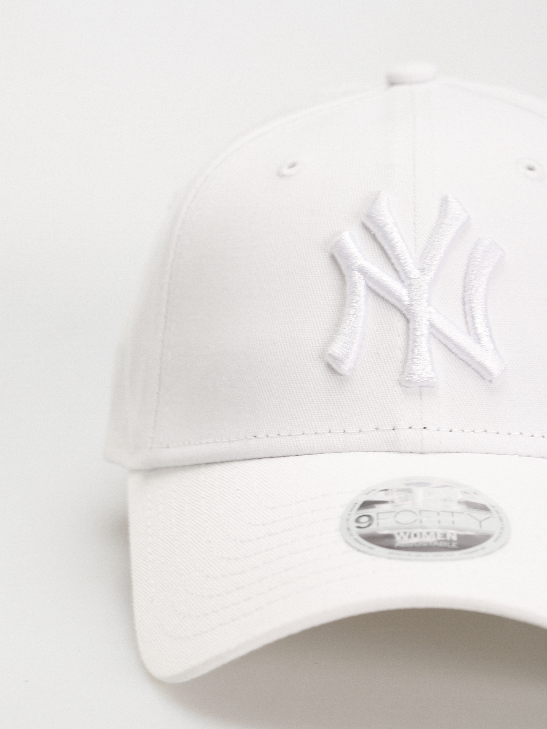 New Era League Essential 9Forty New York Yankees Wmn Cap (white/white)