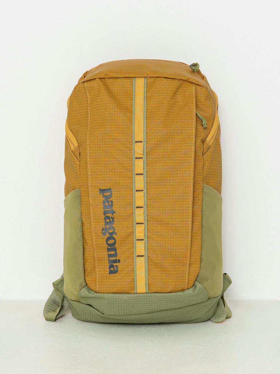 Patagonia Backpack Black Hole Pack 25L (pufferfish gold)