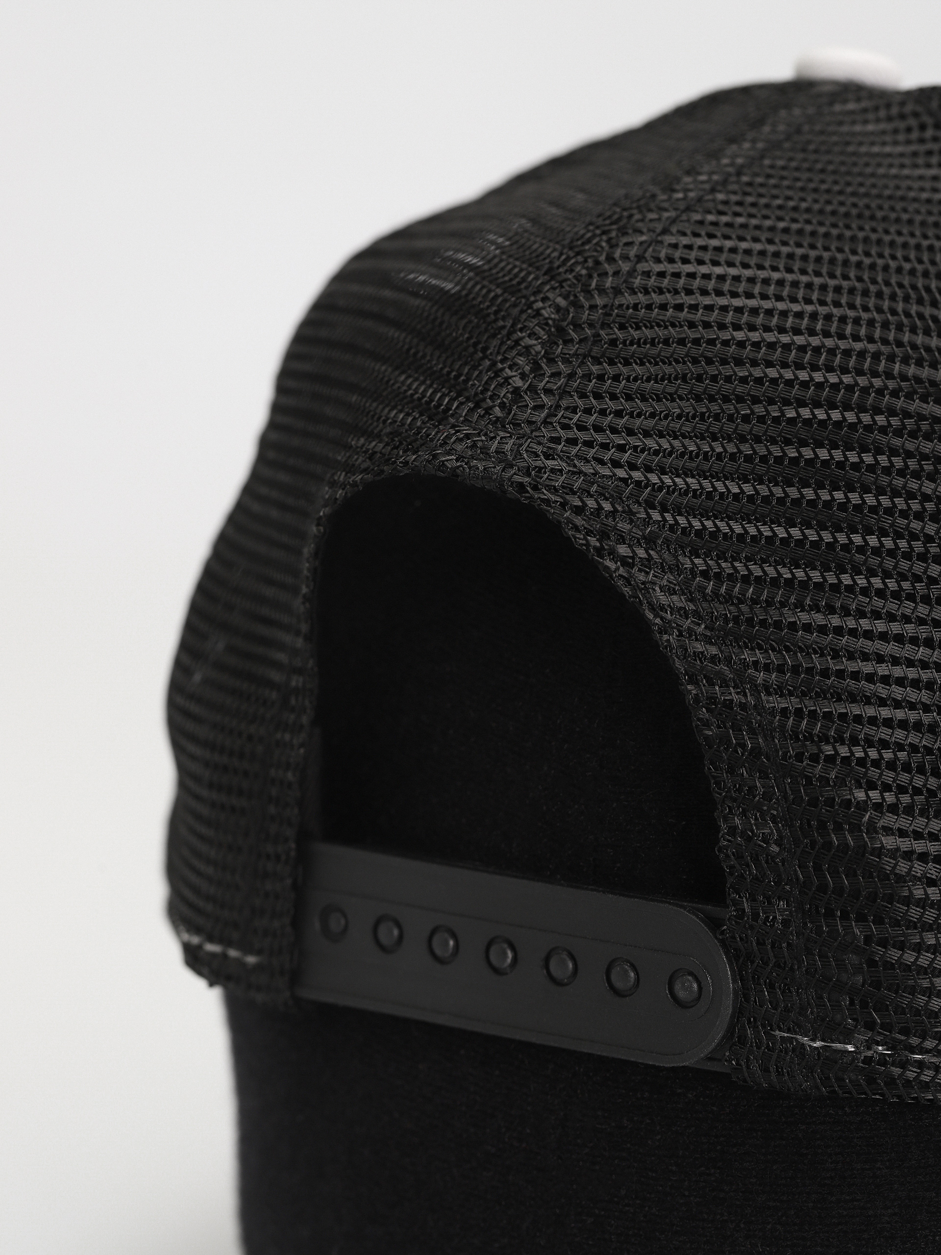 New Era League Essential Trucker Chicago White Sox Cap (white/black)