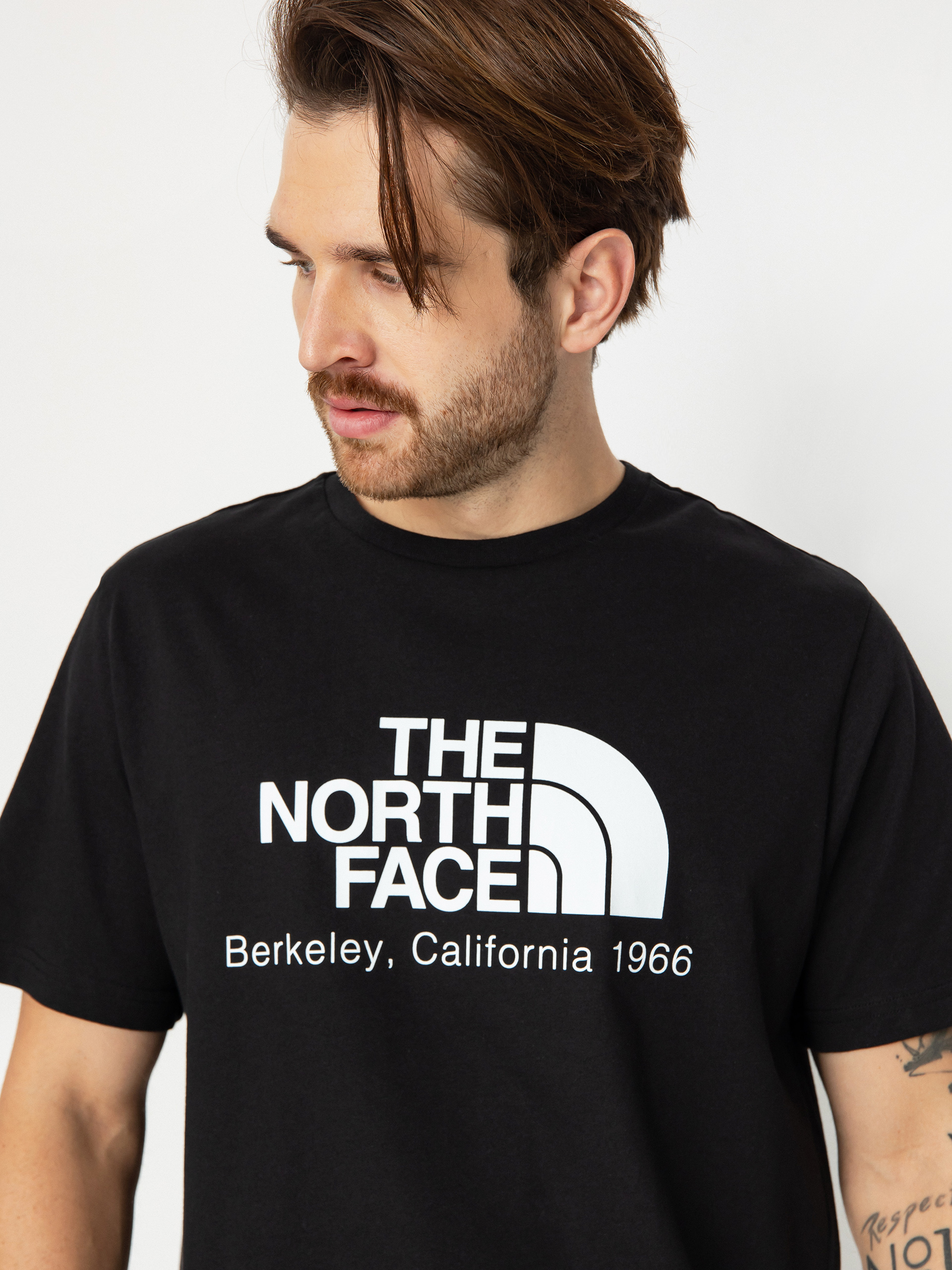 The North Face T-Shirt Berkeley California In Scrap (tnf black)