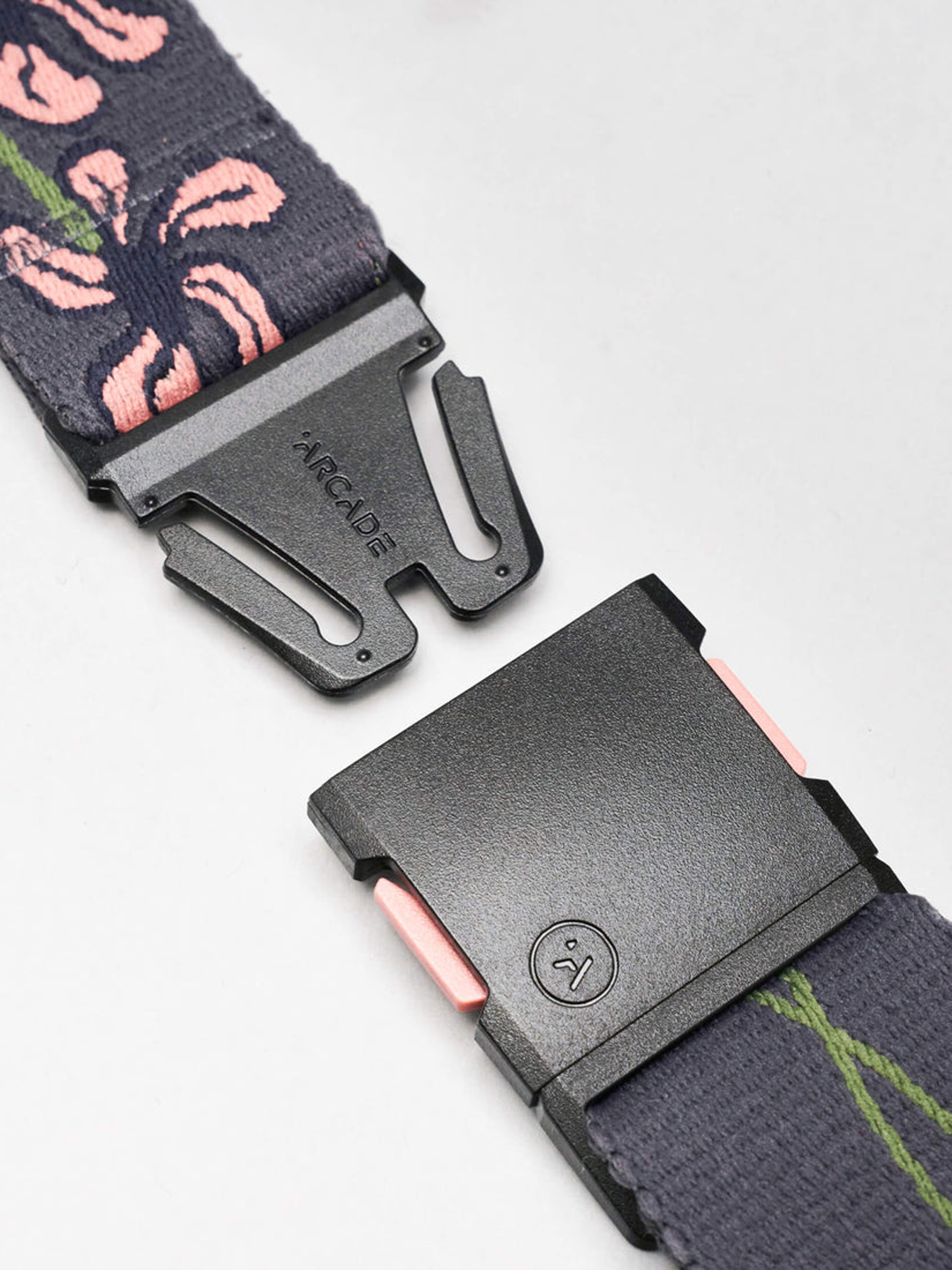 Arcade Belt Hannah Eddy Find Your Own Flow (charcoal)