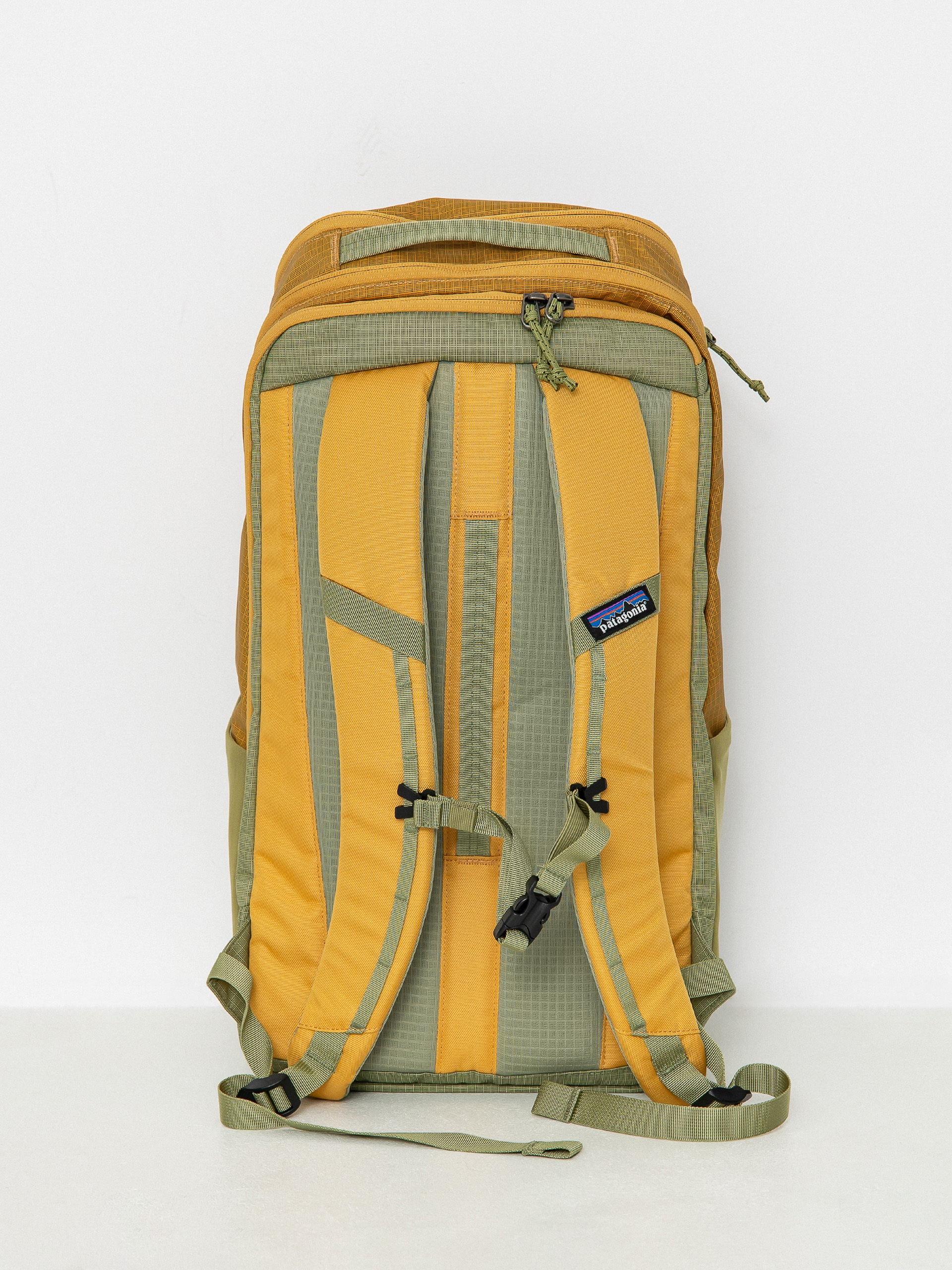 Patagonia Backpack Black Hole Pack 32L (pufferfish gold)