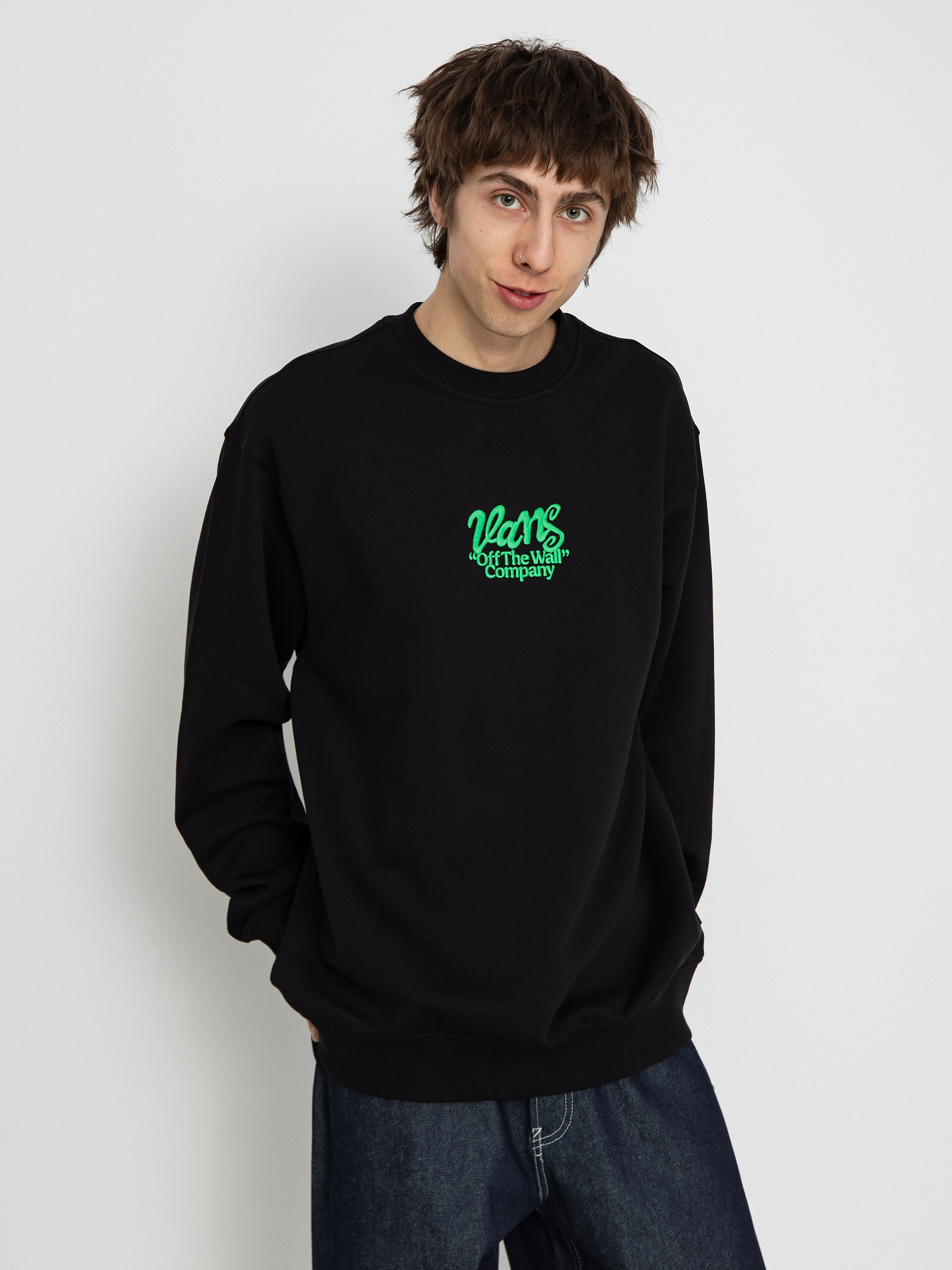 Vans Spray Type Loose Crew Sweatshirt (black)