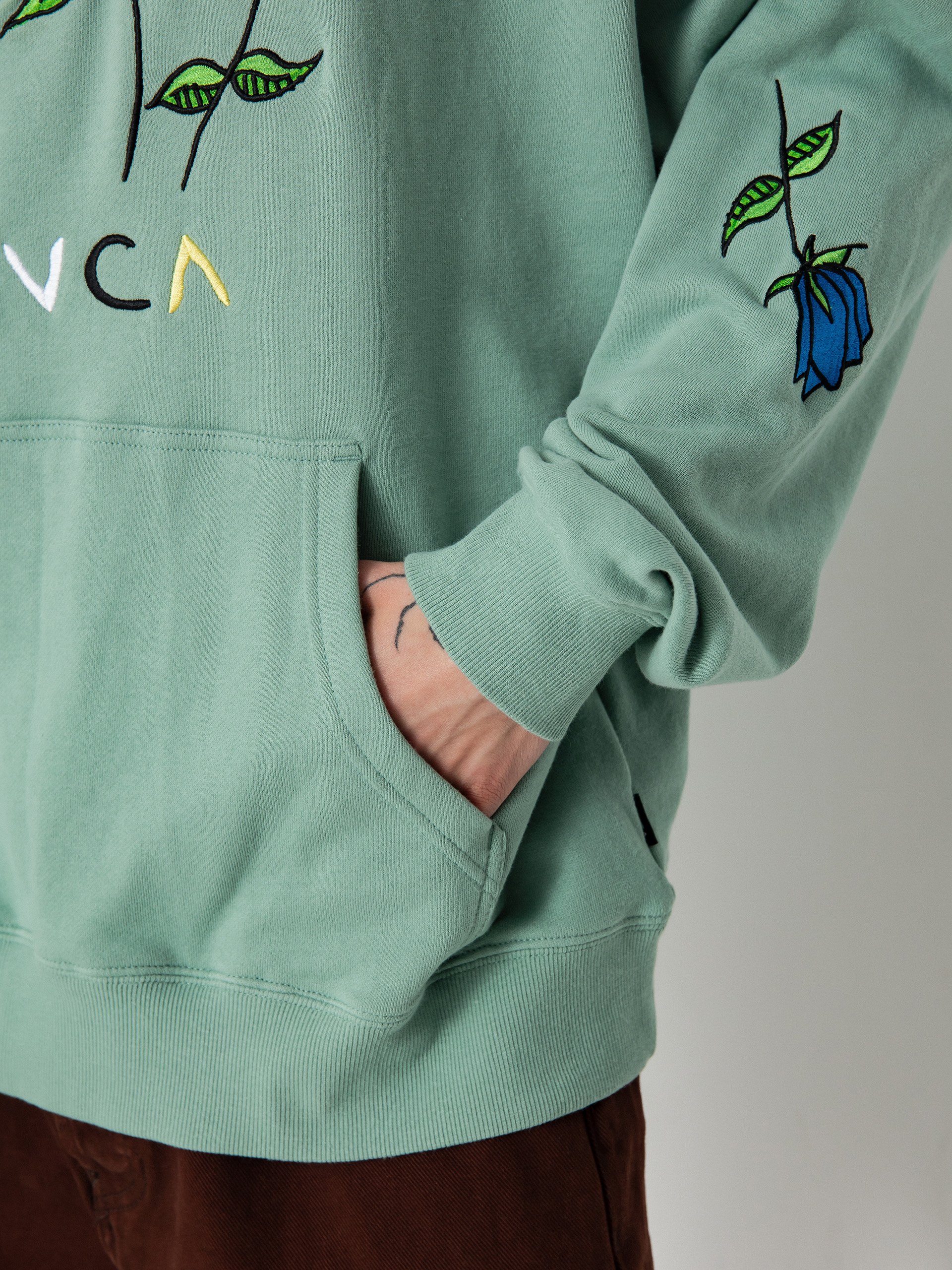 RVCA Hoodie Flower Skull HD (green haze)