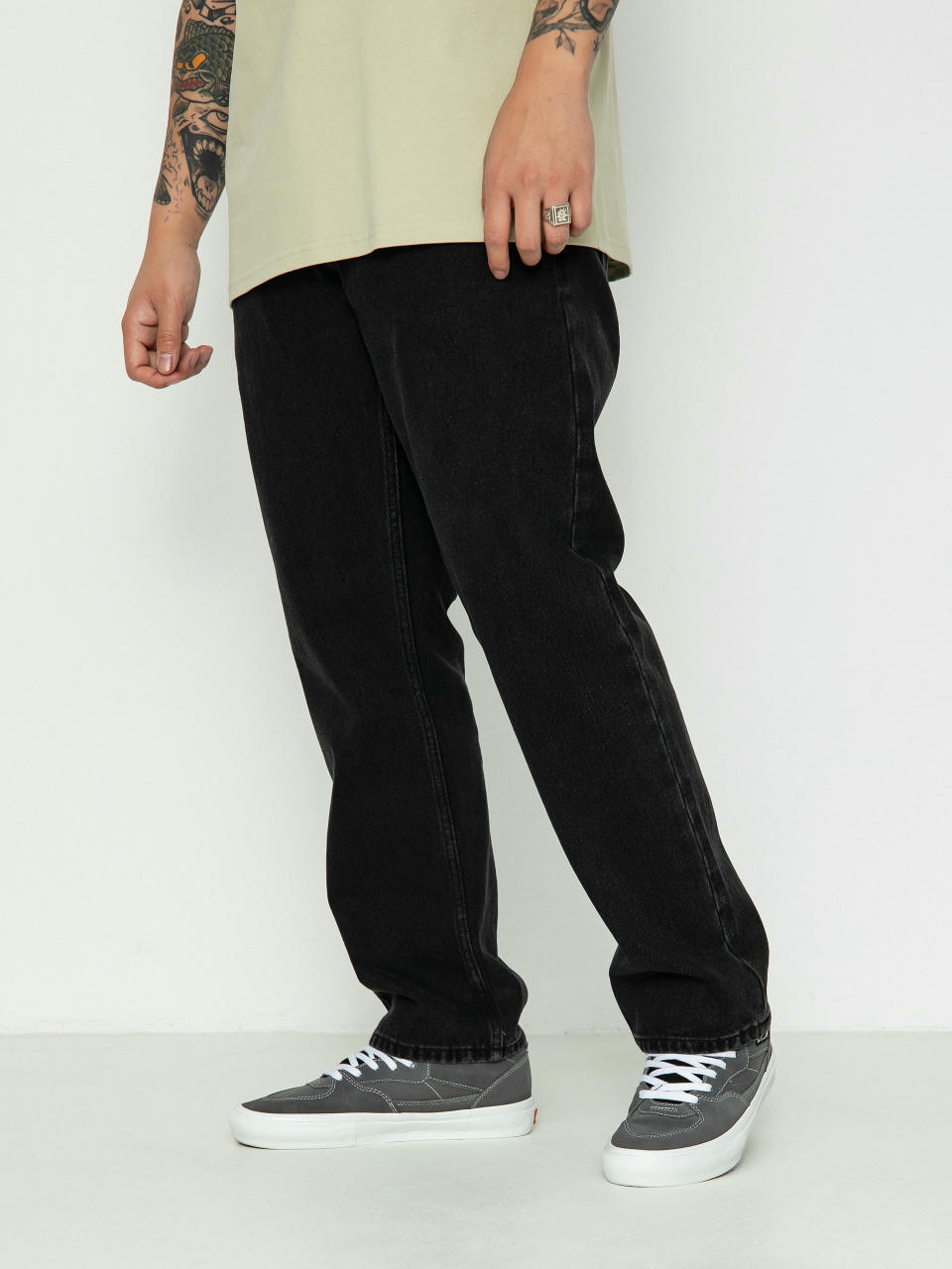 RVCA New Dawn Denim Hose (black rinse)