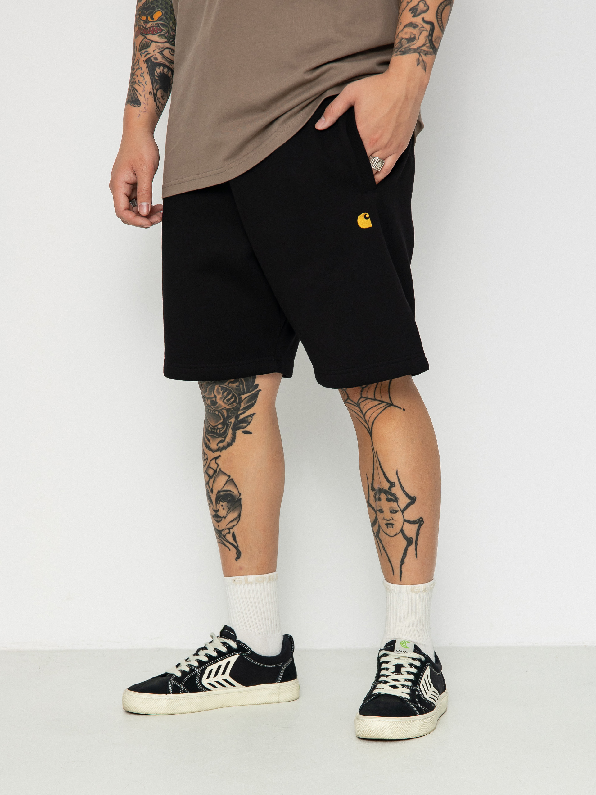 Carhartt WIP Shorts Chase (black/gold)