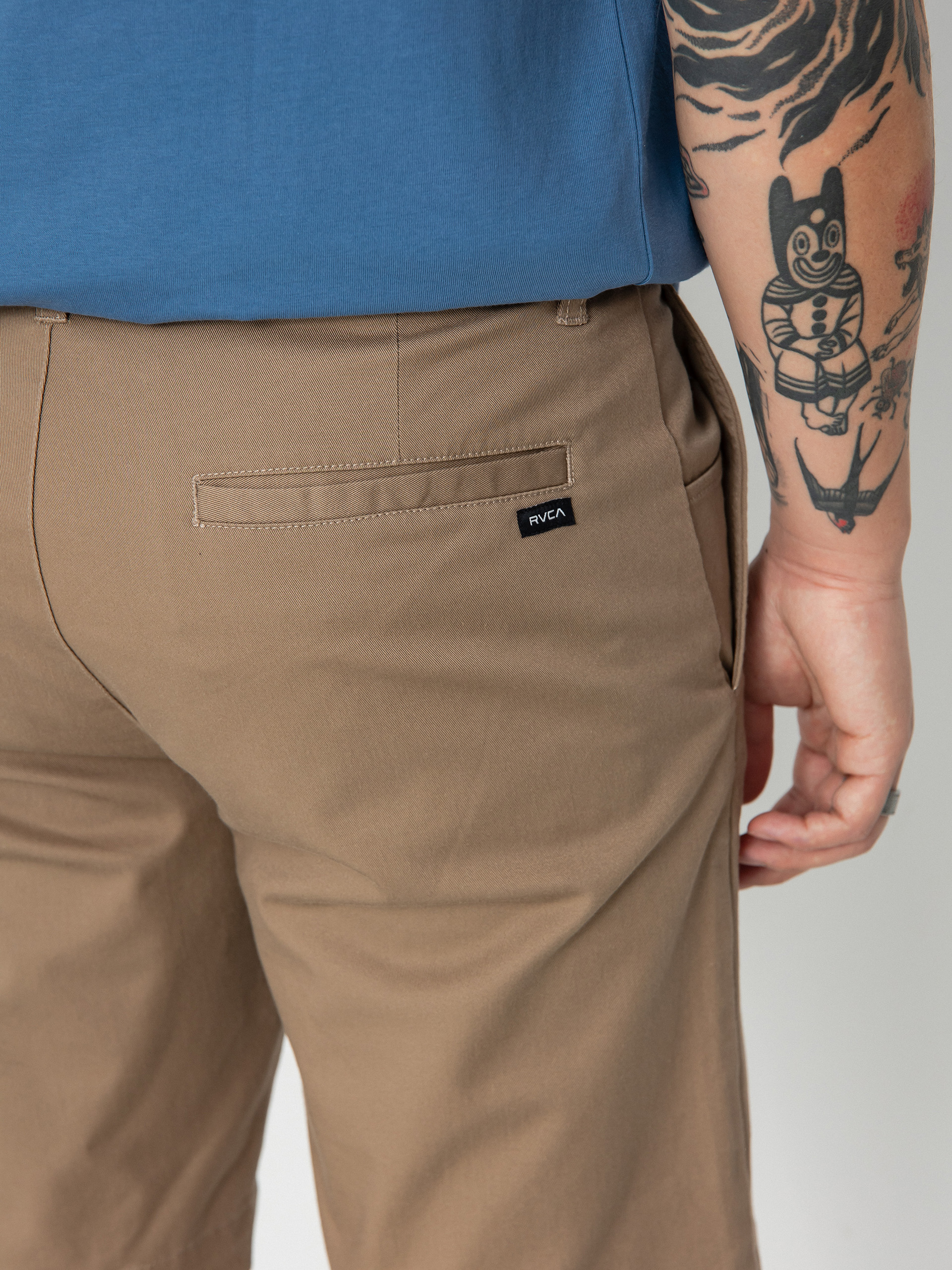 RVCA Weekend Stretch Shorts (dark khaki)