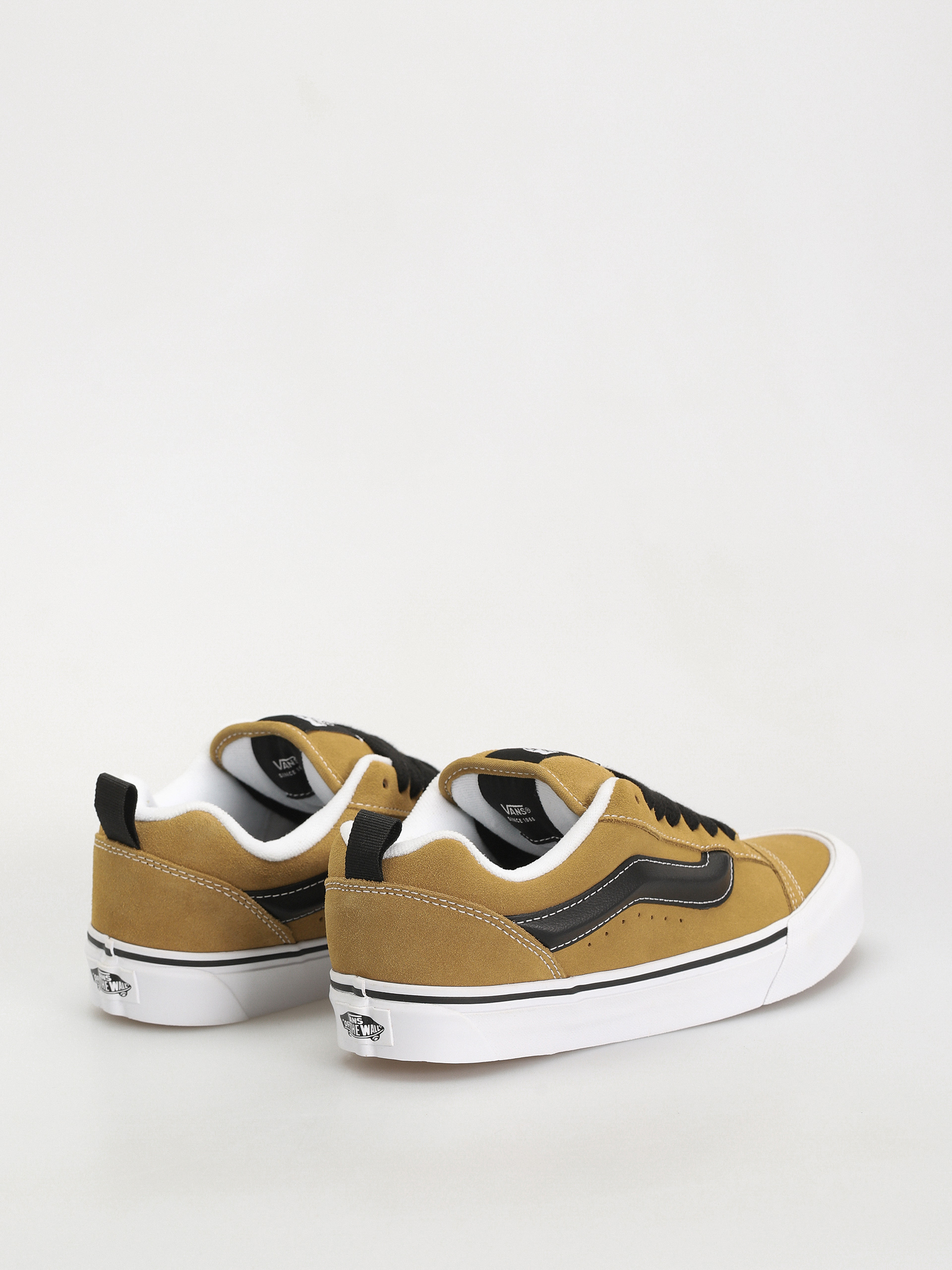 Vans Knu Skool Shoes (suede antelope)