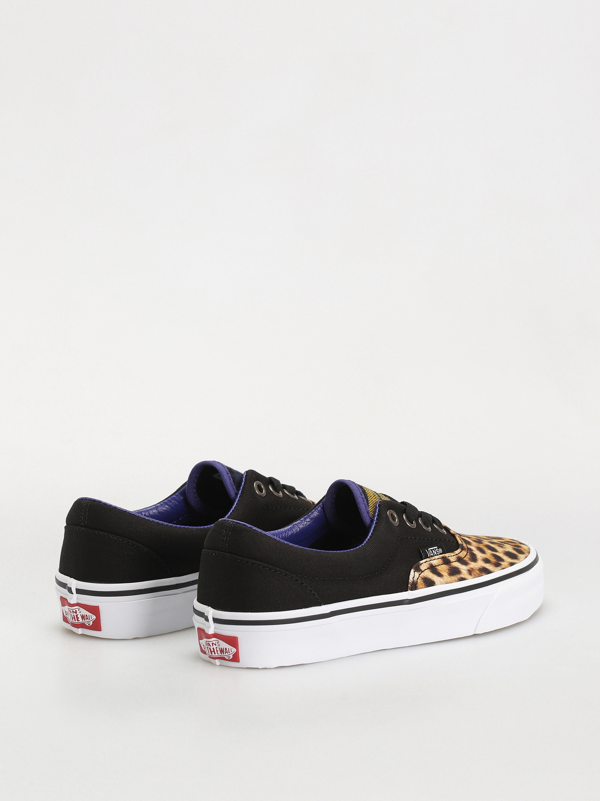 Vans Era Shoes (90s grunge black)