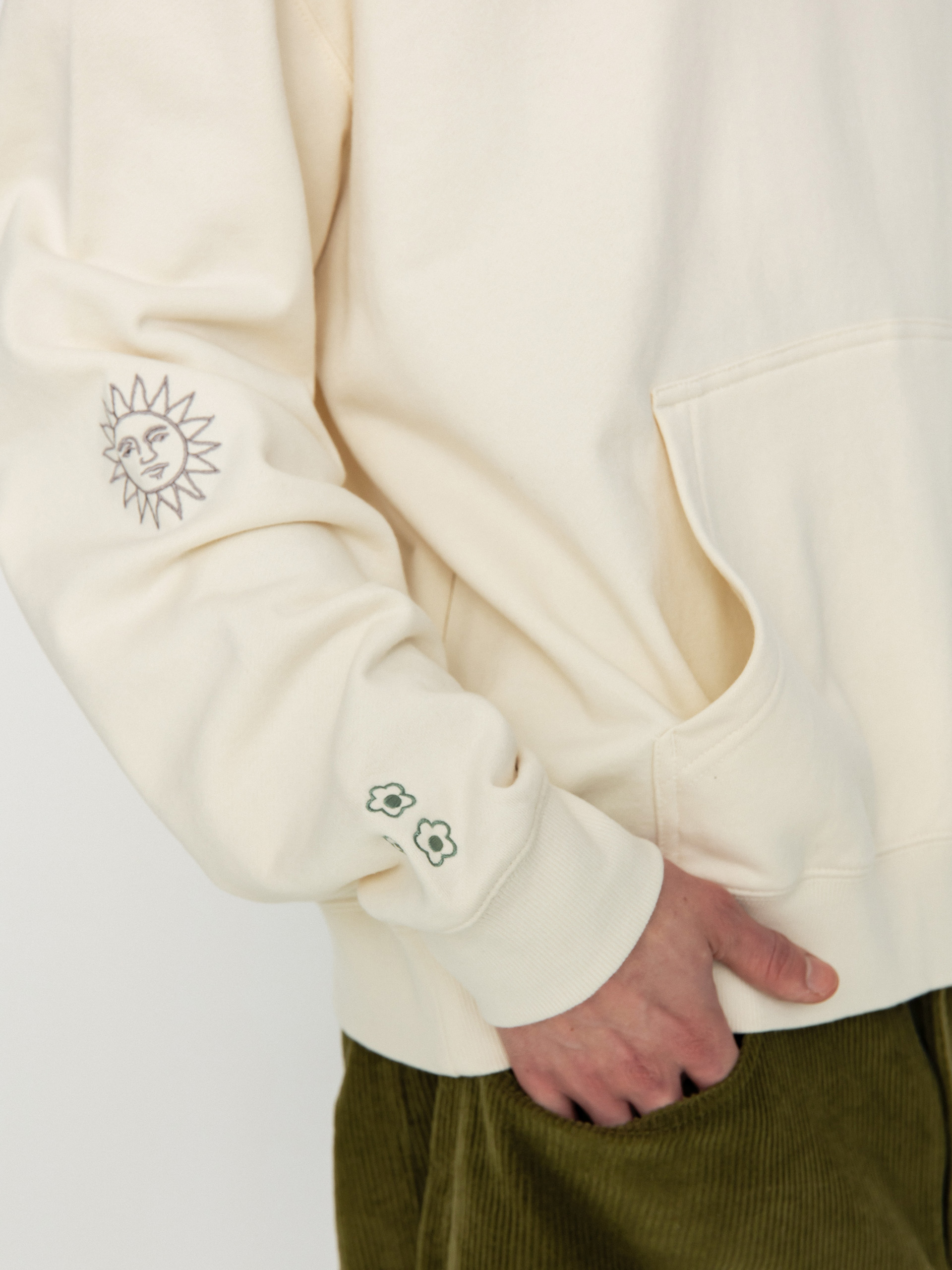 RVCA Love Her HD Hoodie (salt)