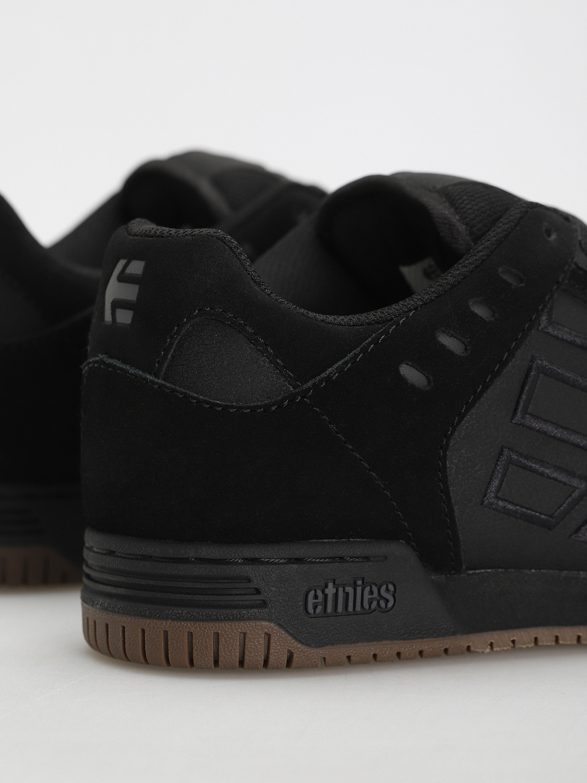 Etnies Faze Shoes (black/black/gum)