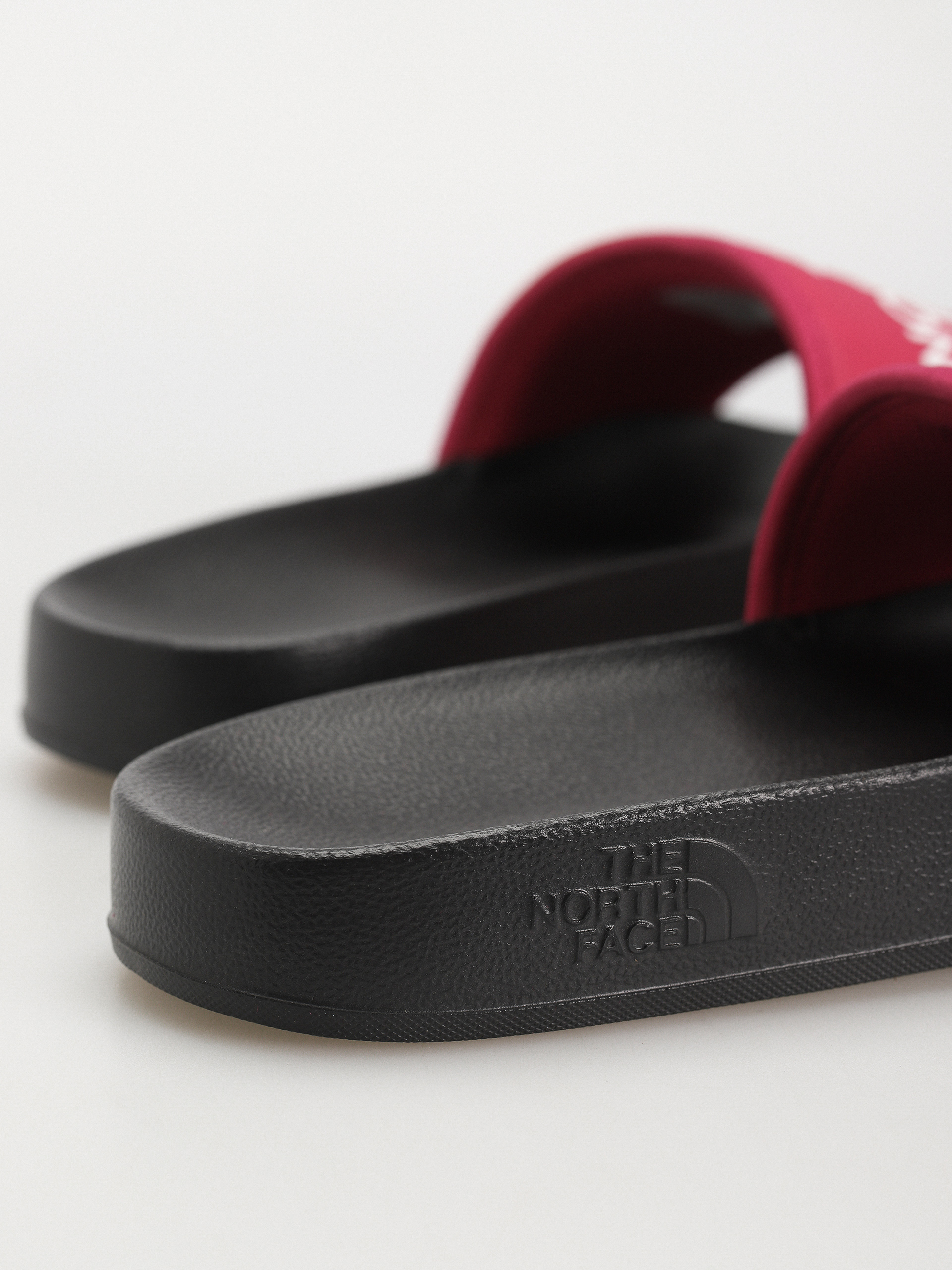 The North Face Base Camp III Wmn Flip Flops (pink primrose/tnf black)