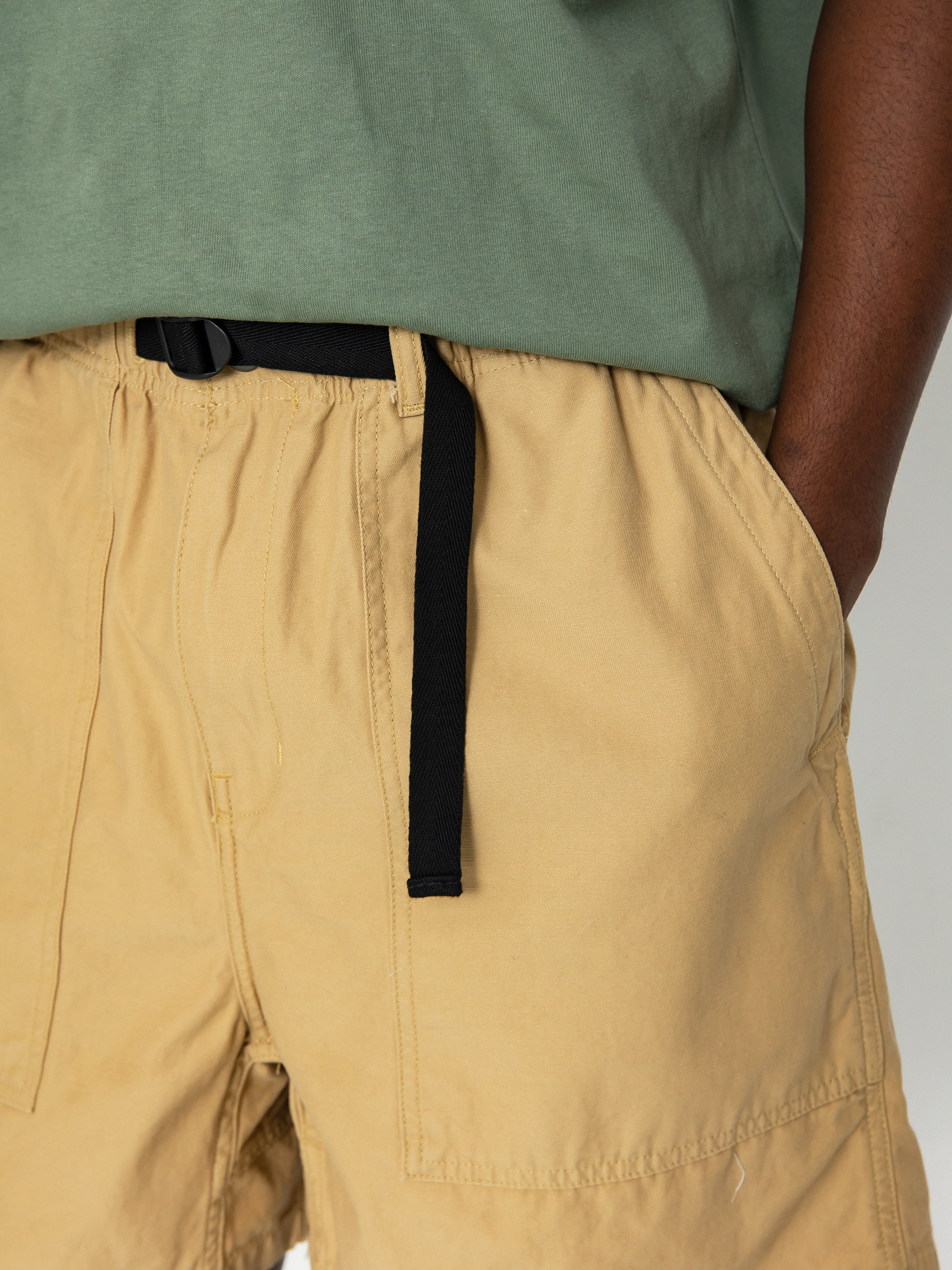 Carhartt WIP Hayworth Shorts (bourbon)