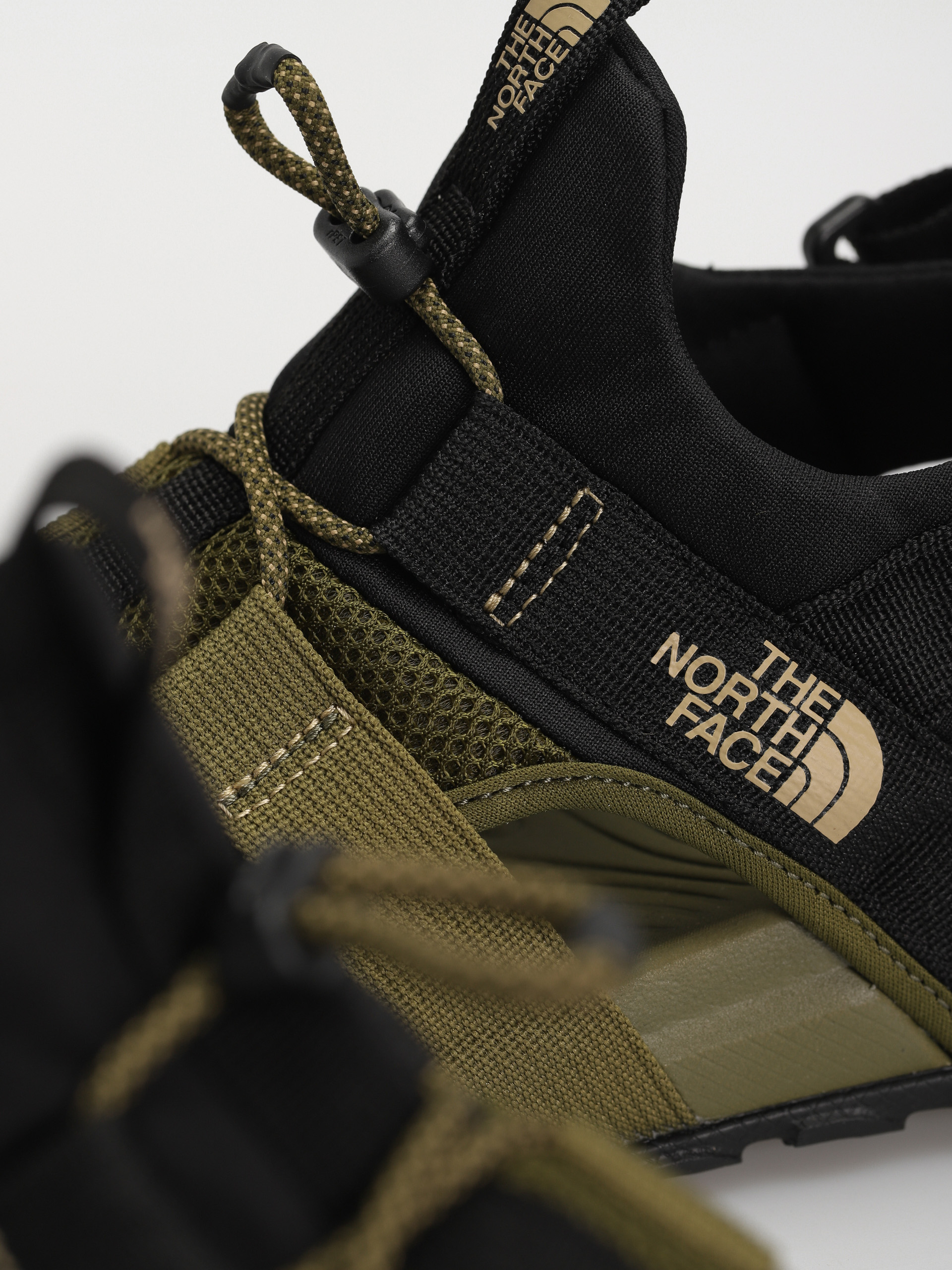 The North Face Explore Camp Shandal Sandals - black, green (forest