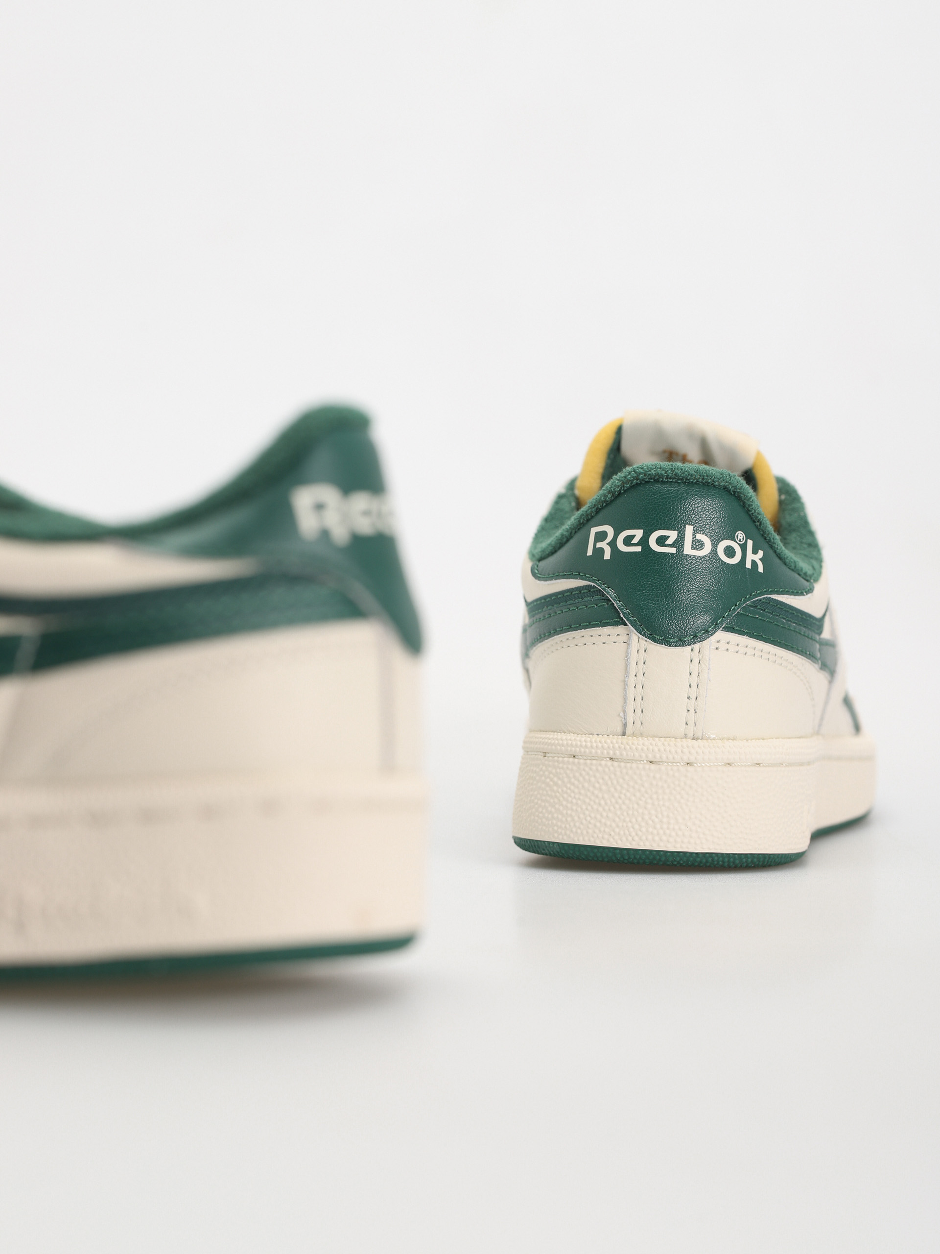 Reebok Club C Revenge Vintage Shoes (vintagechalk/darkgreen/trekbrw)