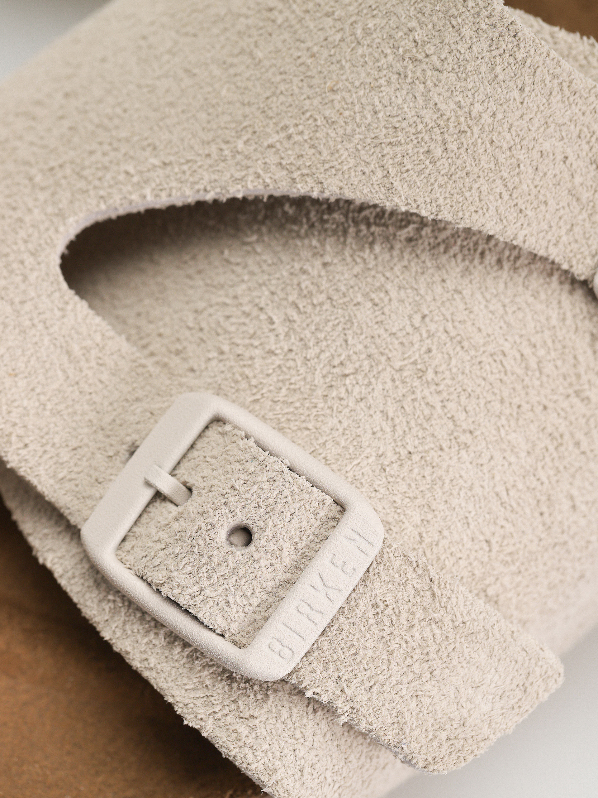 Birkenstock Flip Flops Zurich Suede Leather Narrow Wmn (antique white)