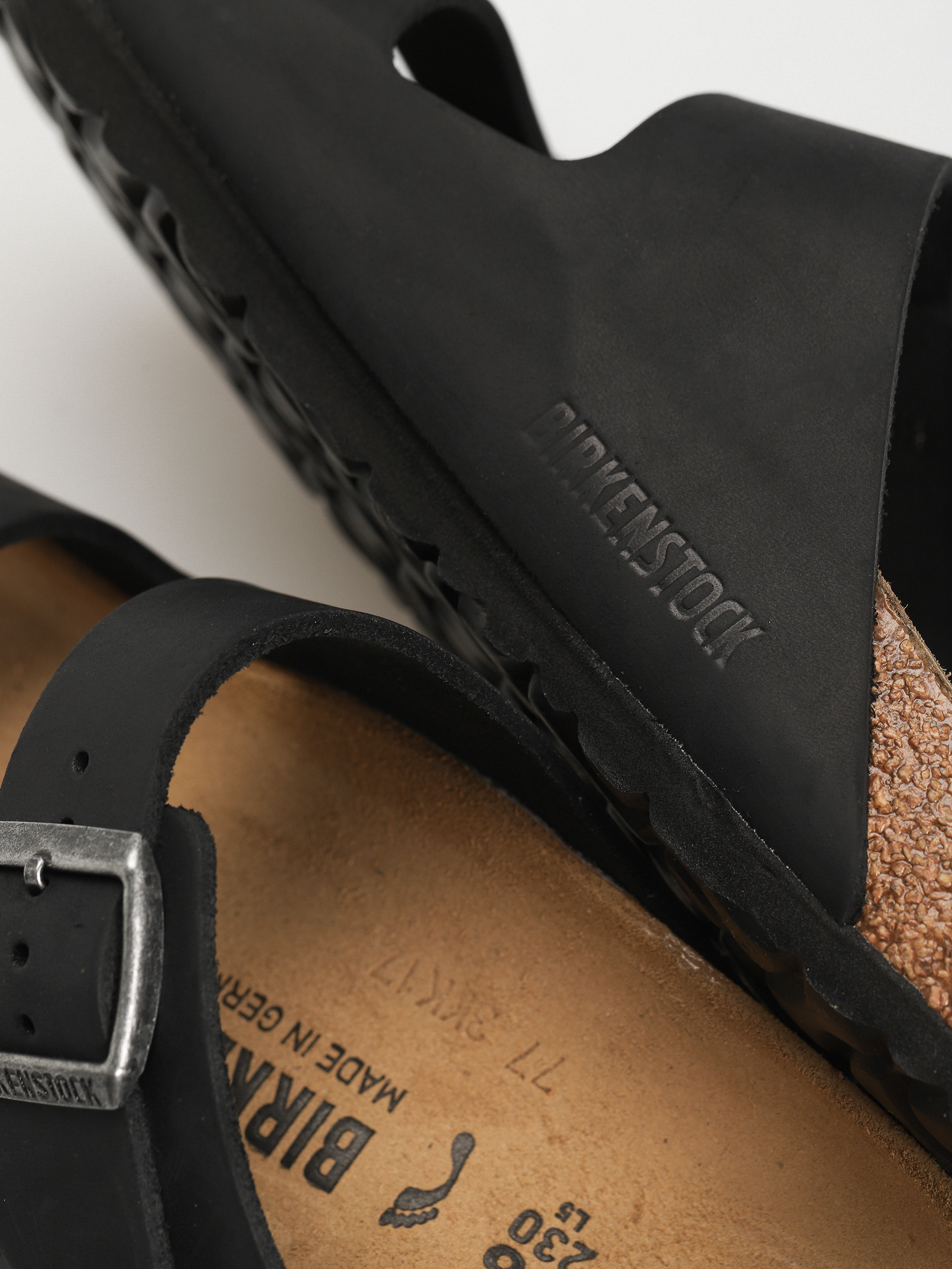 Birkenstock Flip-flops Arizona Oiled Leather Narrow Wmn (black)