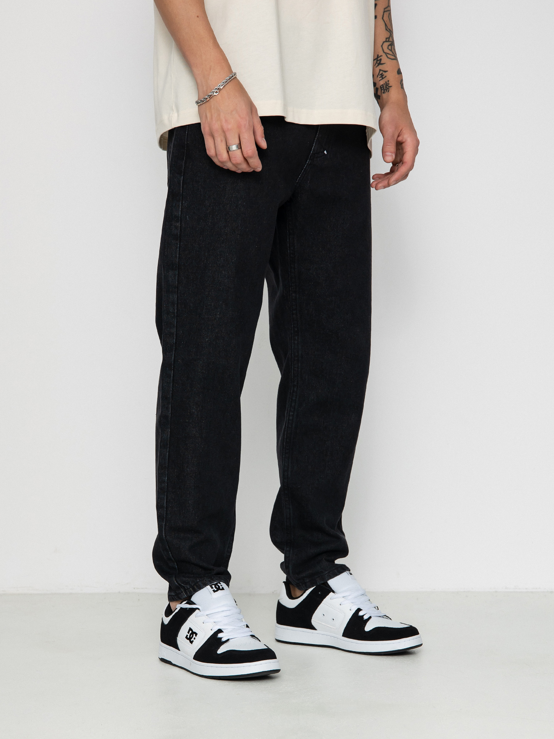 MassDnm Jeans Box Hose (black washed)