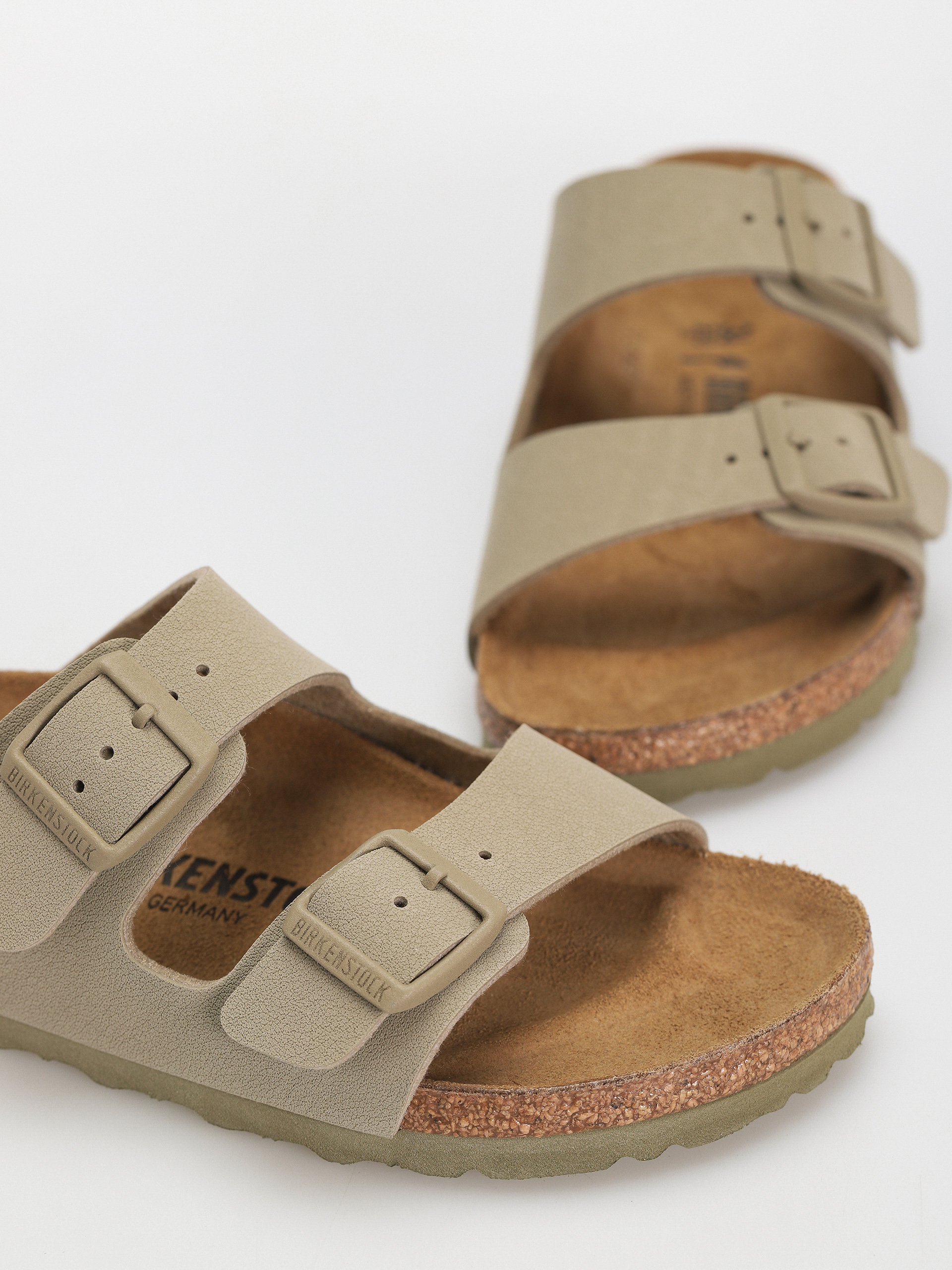 Birkenstock Arizona Birko Flor Narrow Wmn Flip Flops (faded khaki)