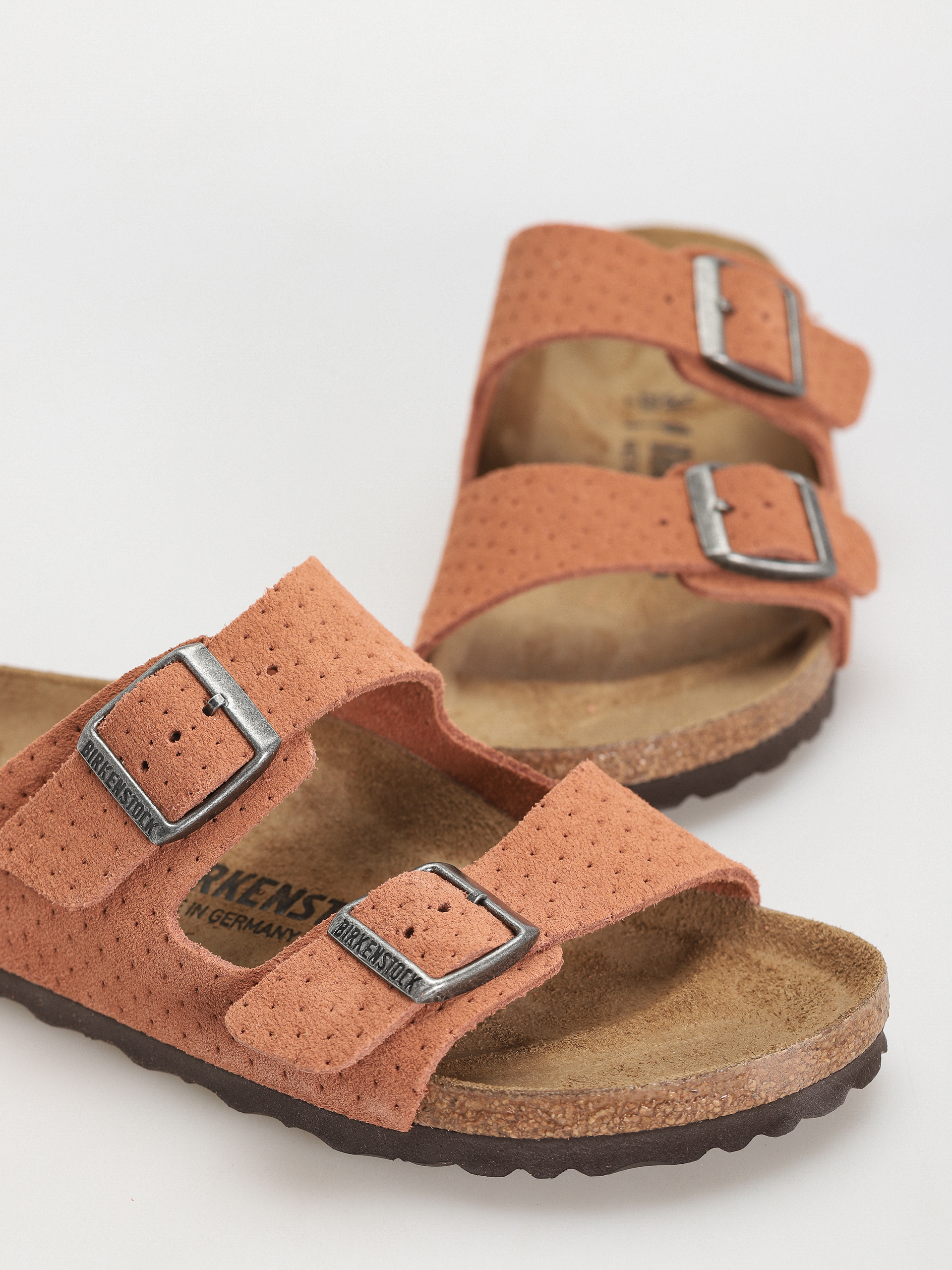 Birkenstock Arizona Suede Embossed Narrow Wmn Flip-flops (emboss dots burnt orange)