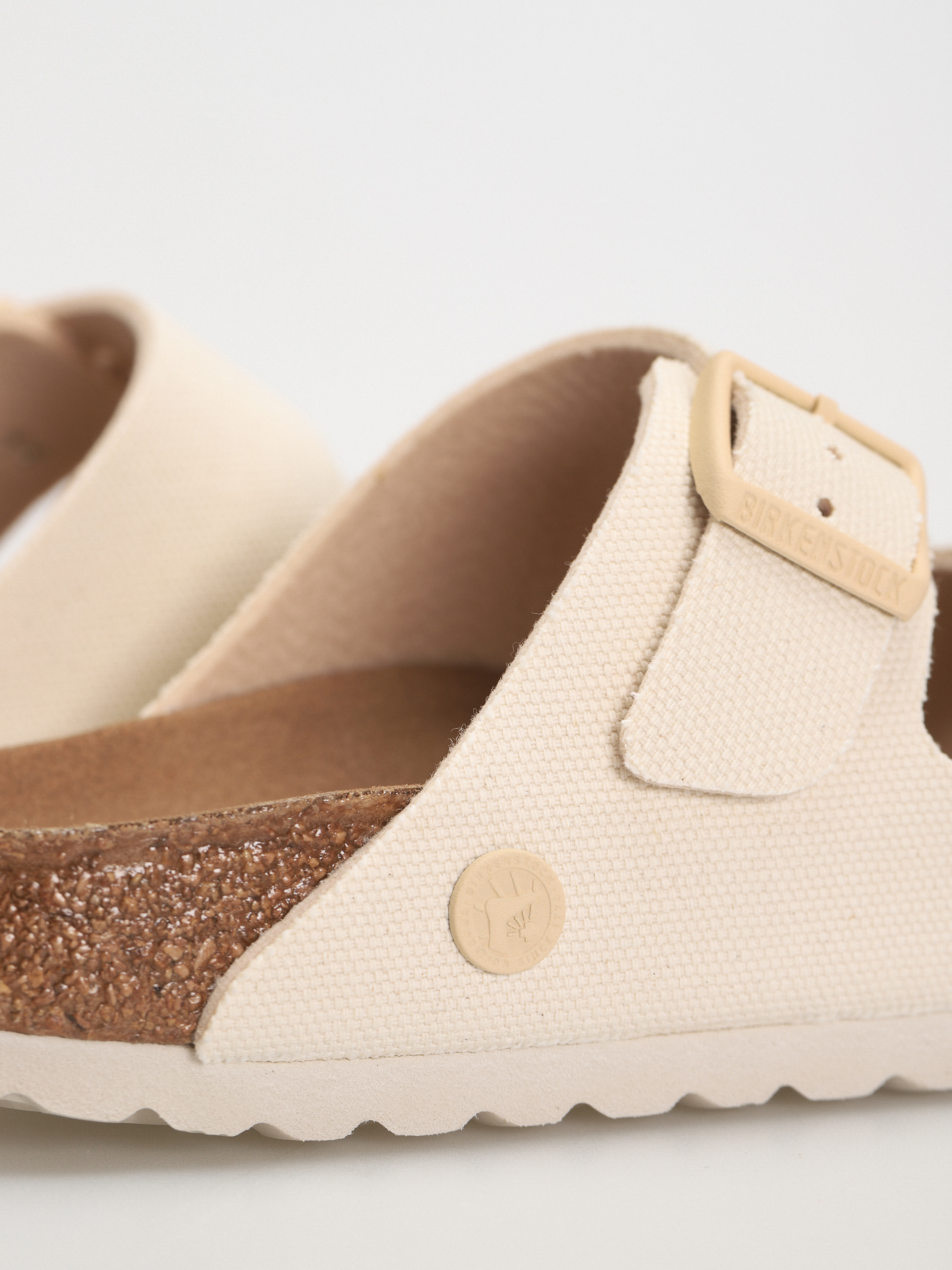 Birkenstock Arizona Vegan Narrow Flip-flops Wmn (eggshell)