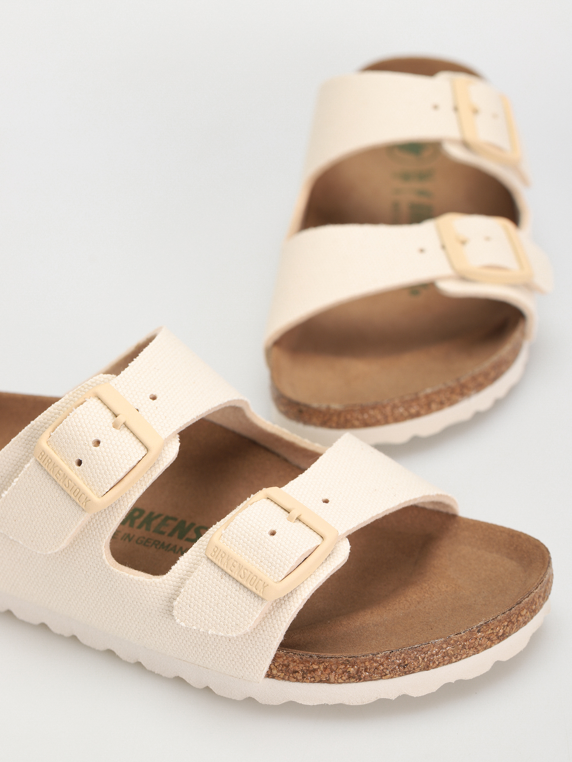 Birkenstock Arizona Vegan Narrow Flip-flops Wmn (eggshell)
