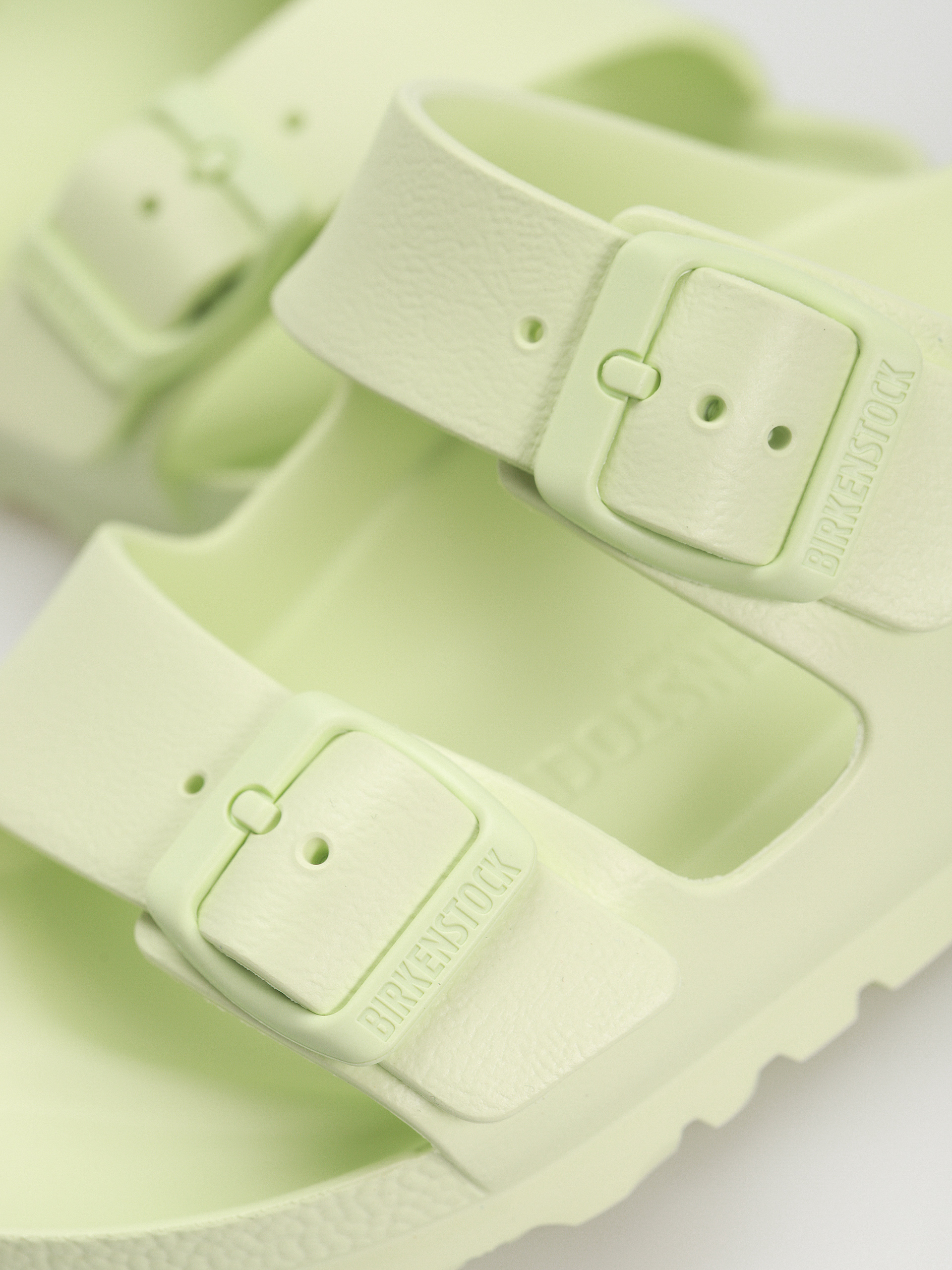 Birkenstock Arizona Essentials EVA Narrow Wmn Flip Flops (faded lime)