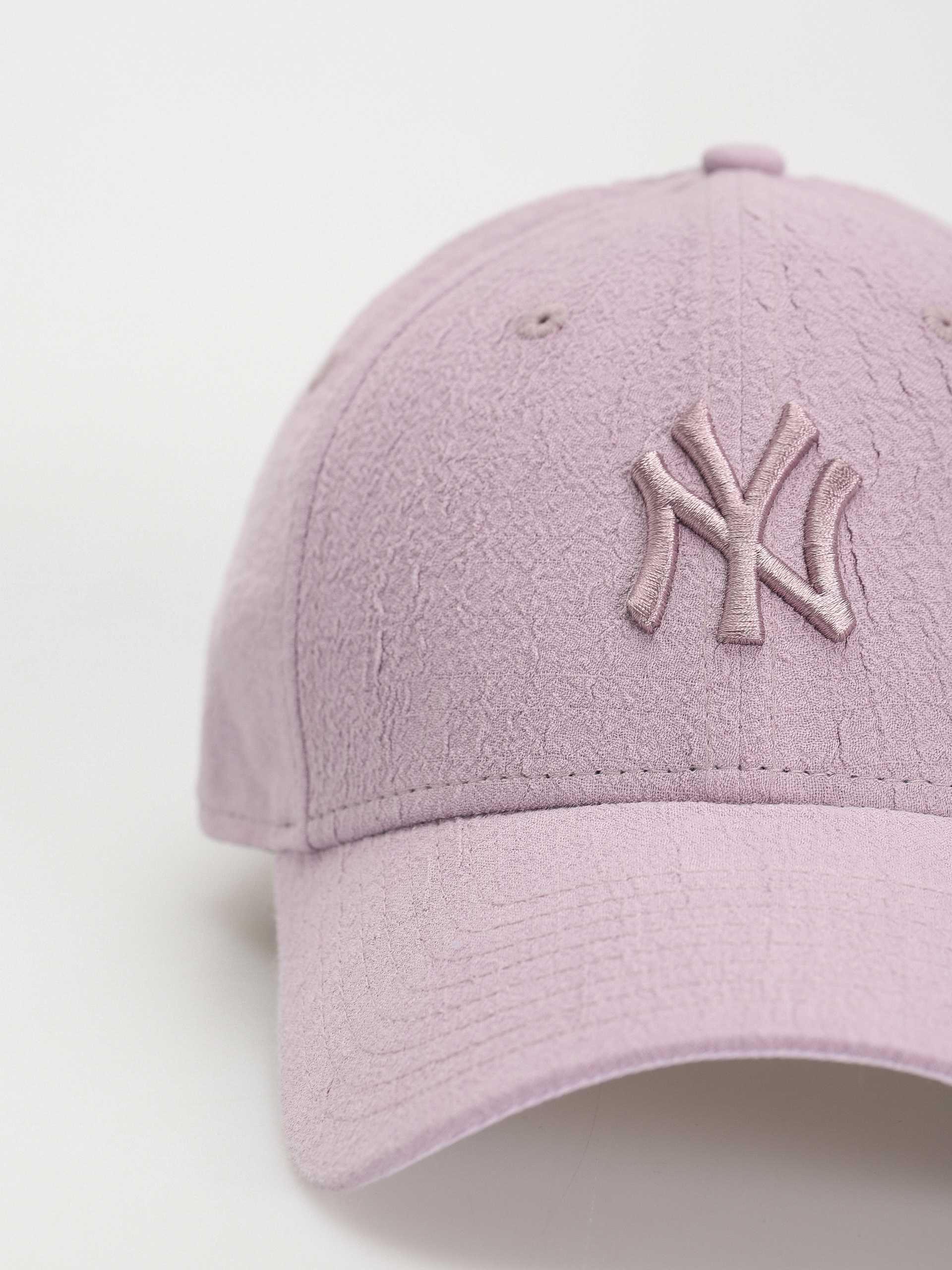 New Era Bubble Stitch 9Forty New York Yankees Wmn Cap (purple)