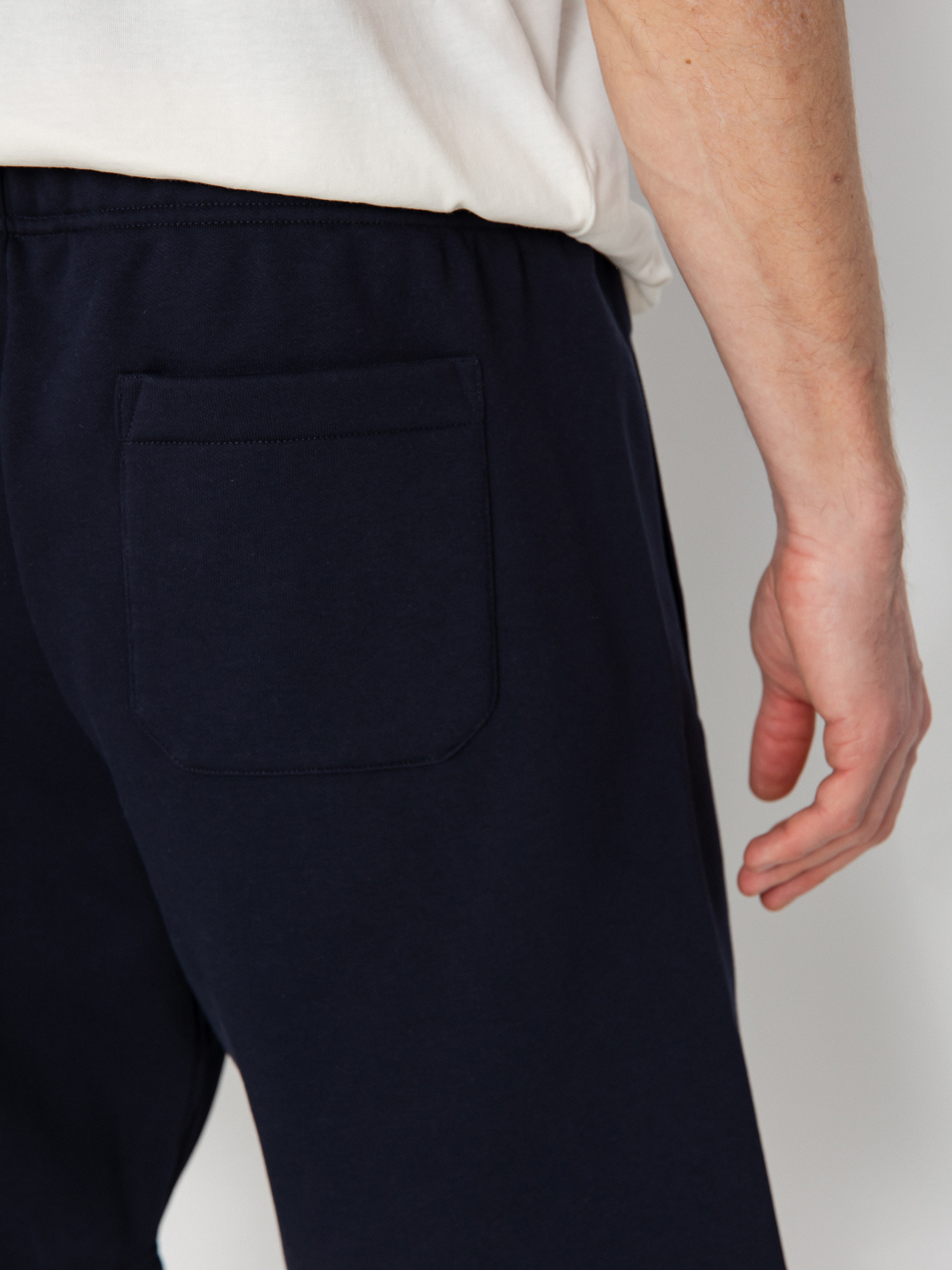 Carhartt WIP Shorts Chase (dark navy/gold)