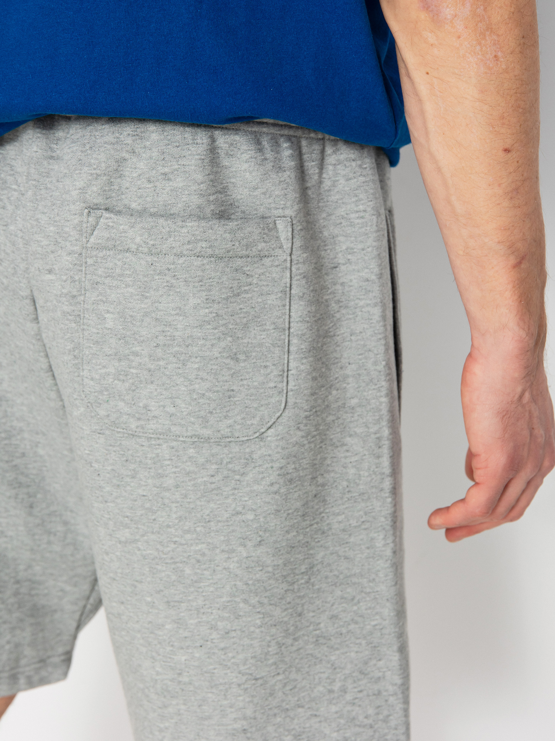 Carhartt WIP Shorts Chase (grey heather/gold)