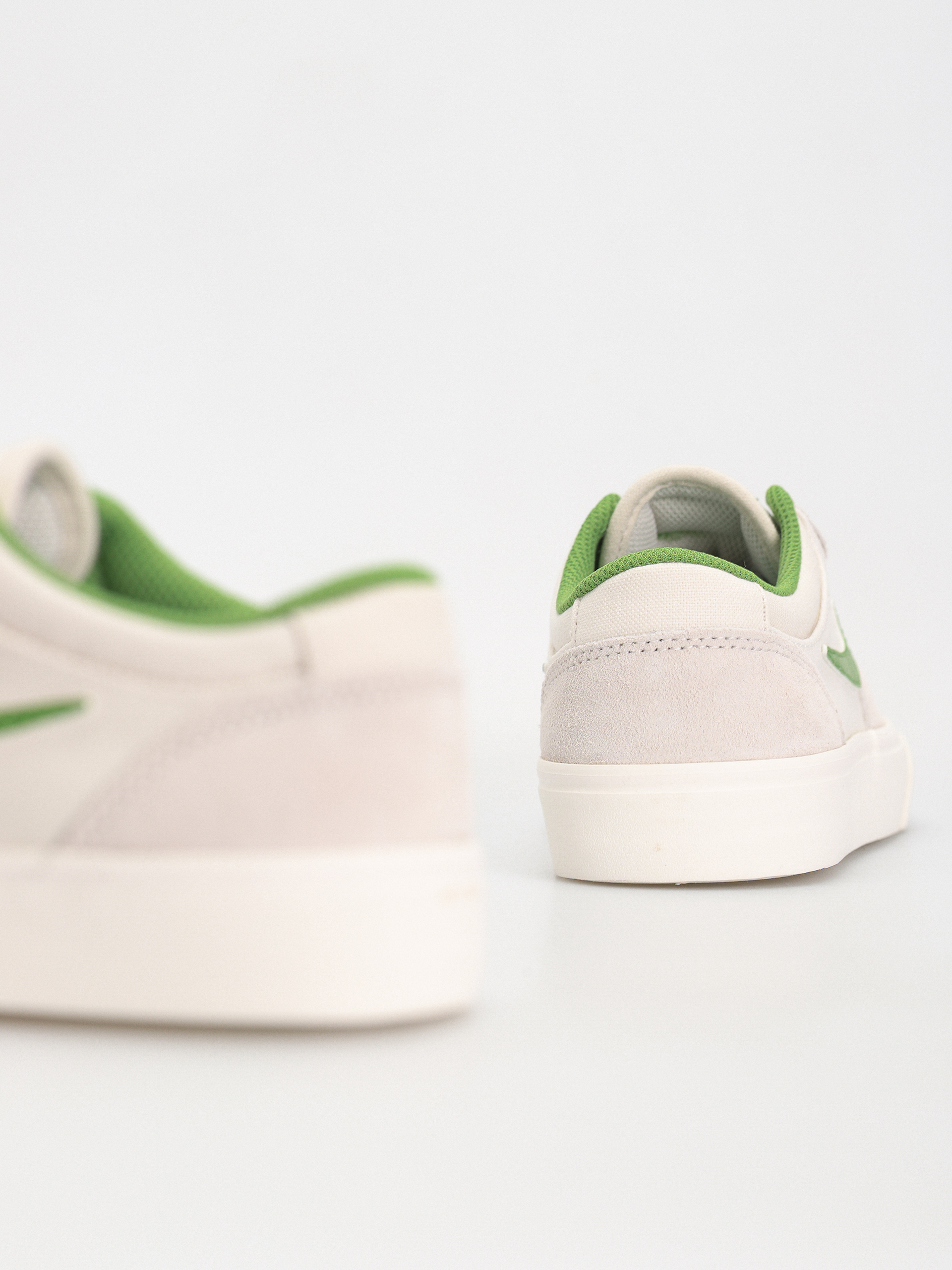 Nike SB Chron 2 Schuhe (phantom/chlorophyll summit white sail)