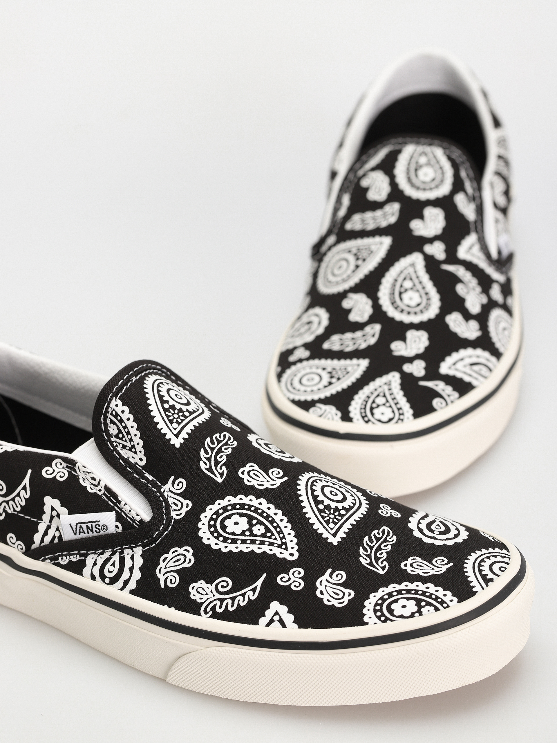 Vans Classic Slip On Schuhe (primavera paisley black)