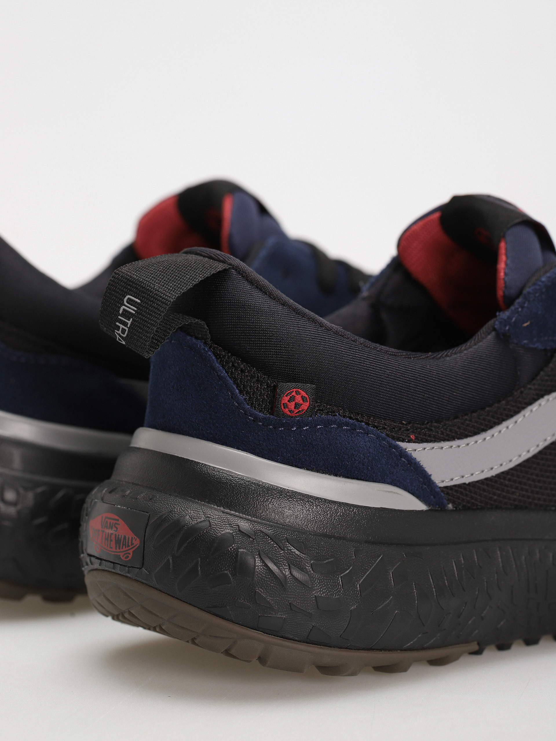 Vans Ultrarange Neo Vr3 Schuhe (surf essentials black/navy)