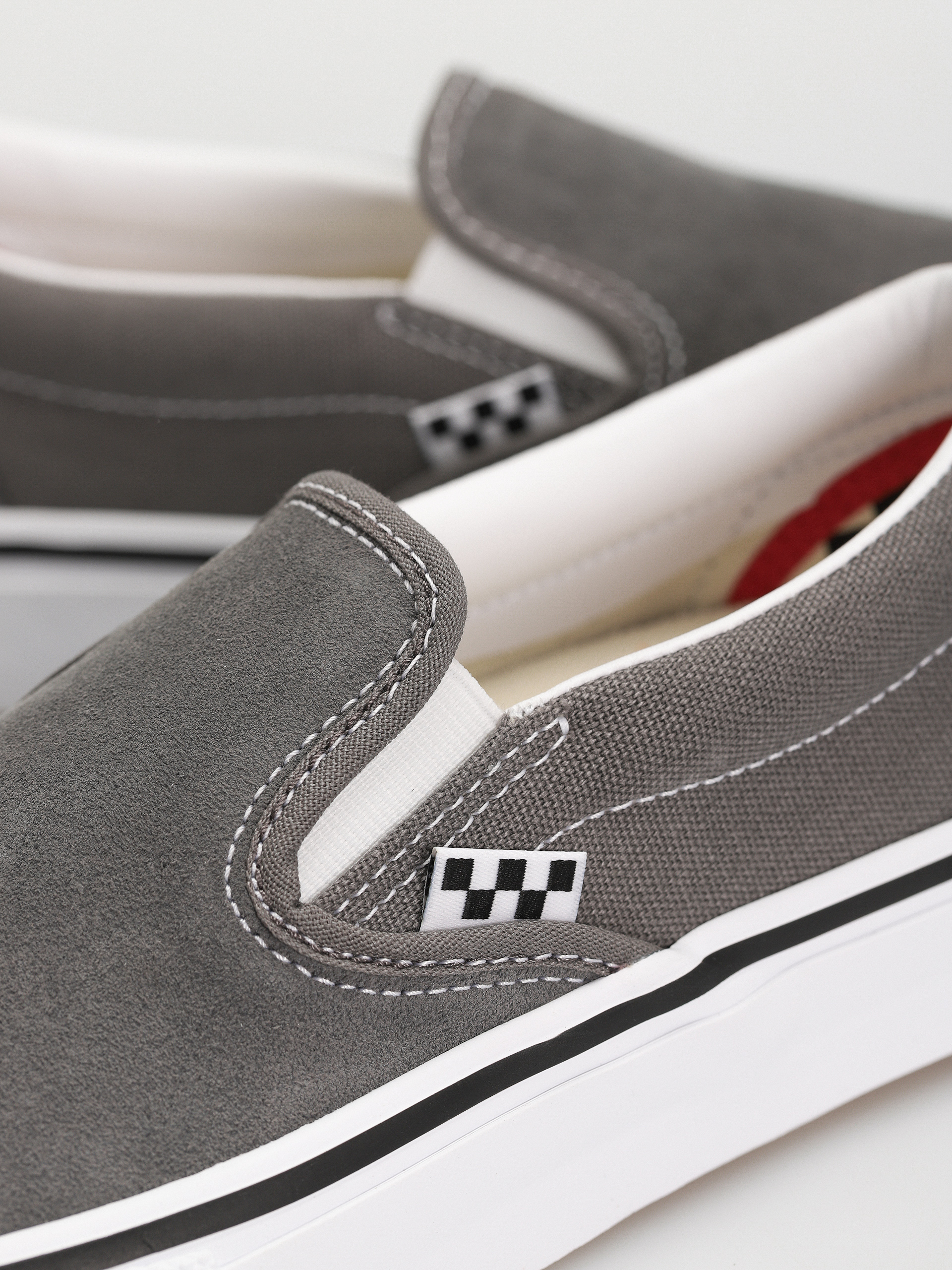 Vans Skate Slip On Shoes (pewter/white)