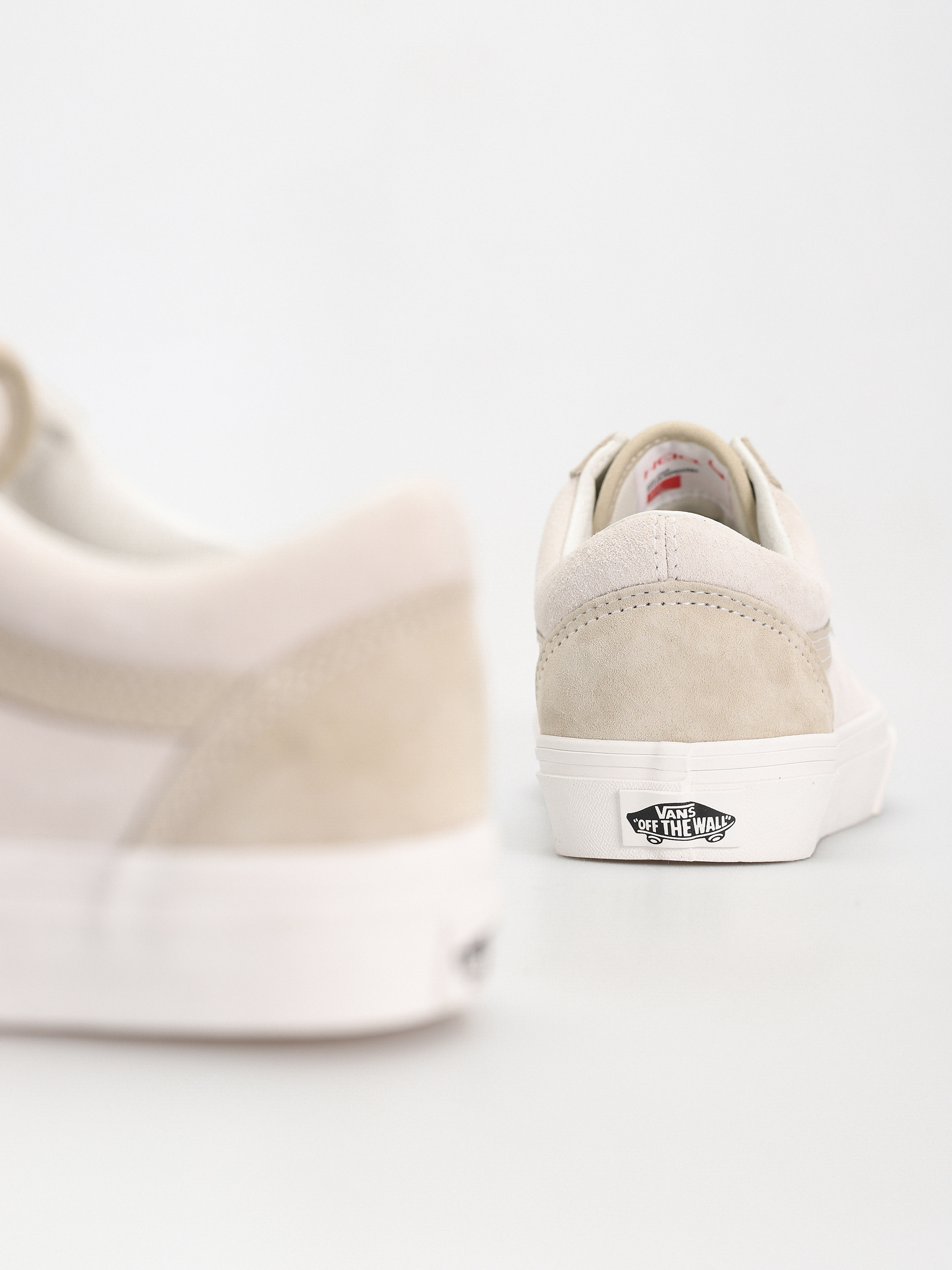 Vans Old Skool Shoes (pig suede castle wall)