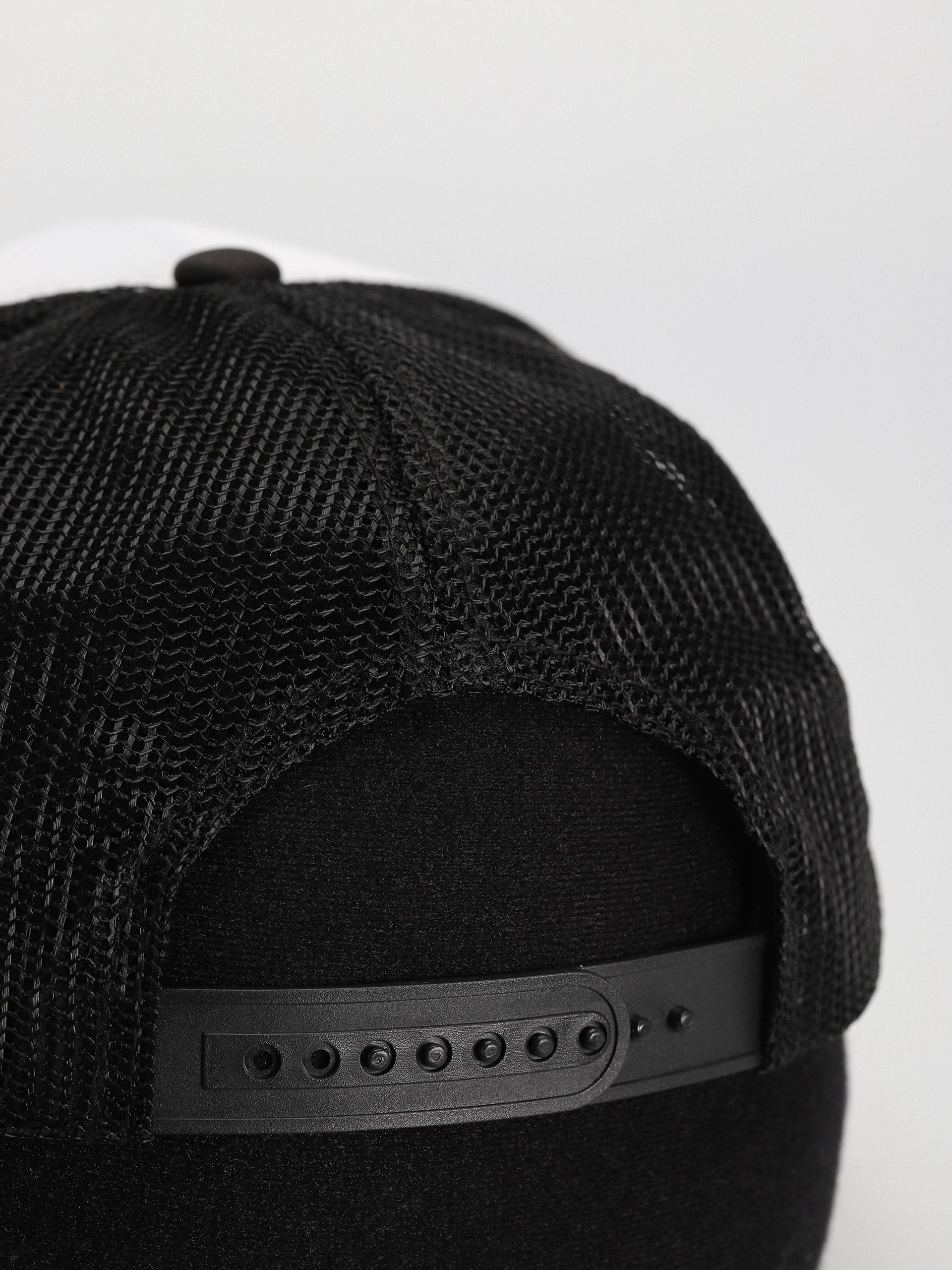 RipNDip Cap Mcfuckin Trucker - white (black)