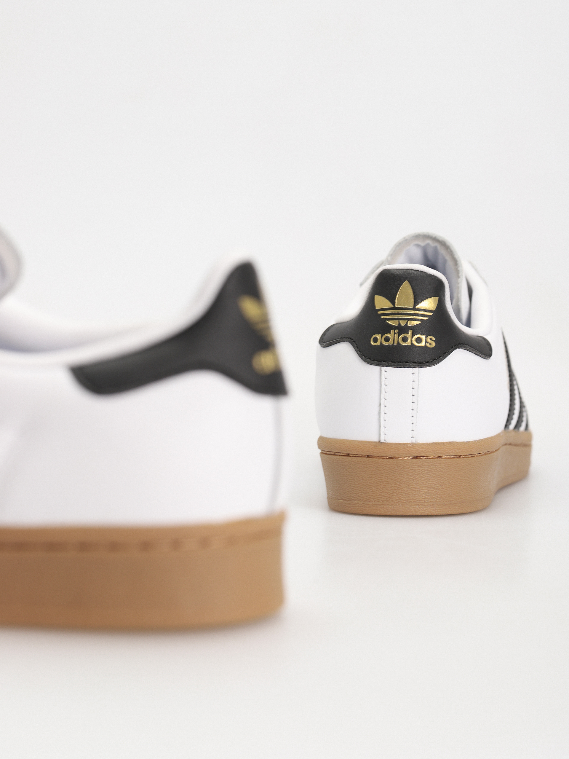 adidas Schuhe Superstar ADV (ftwwht/cblack/gum4)