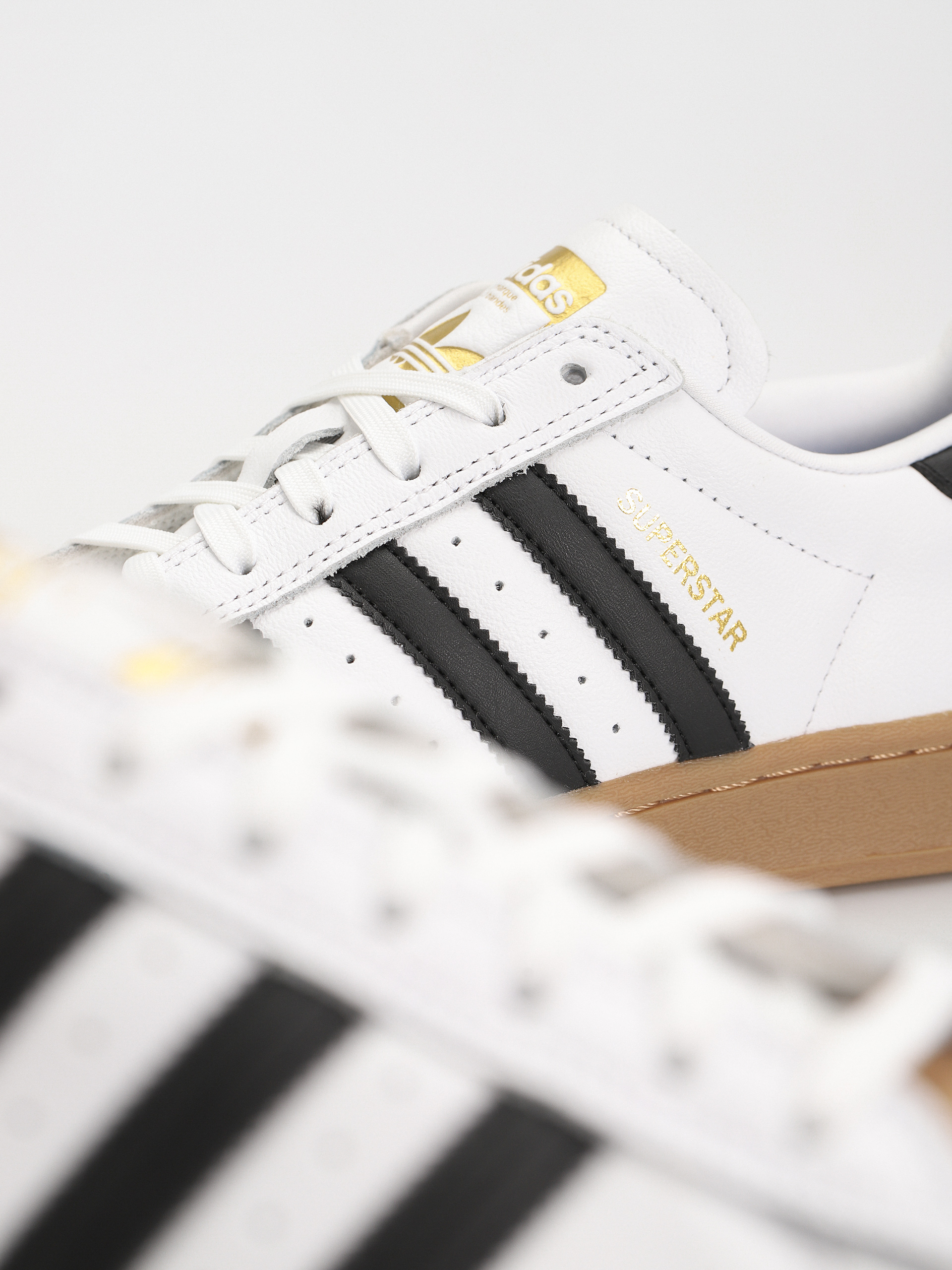 adidas Schuhe Superstar ADV (ftwwht/cblack/gum4)