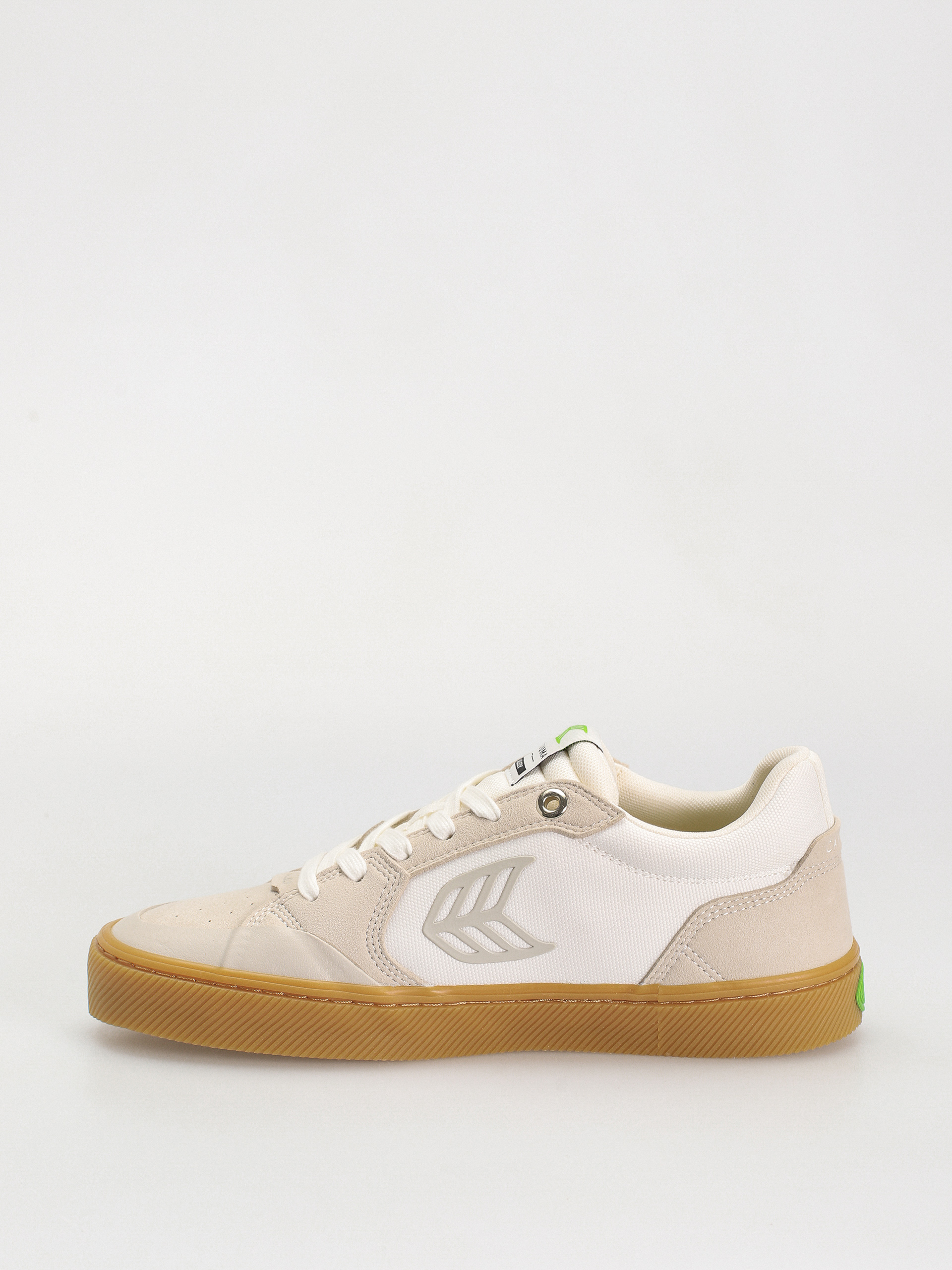 Cariuma Shoes Vallely Pro (gum vintage white/off white/light grey)