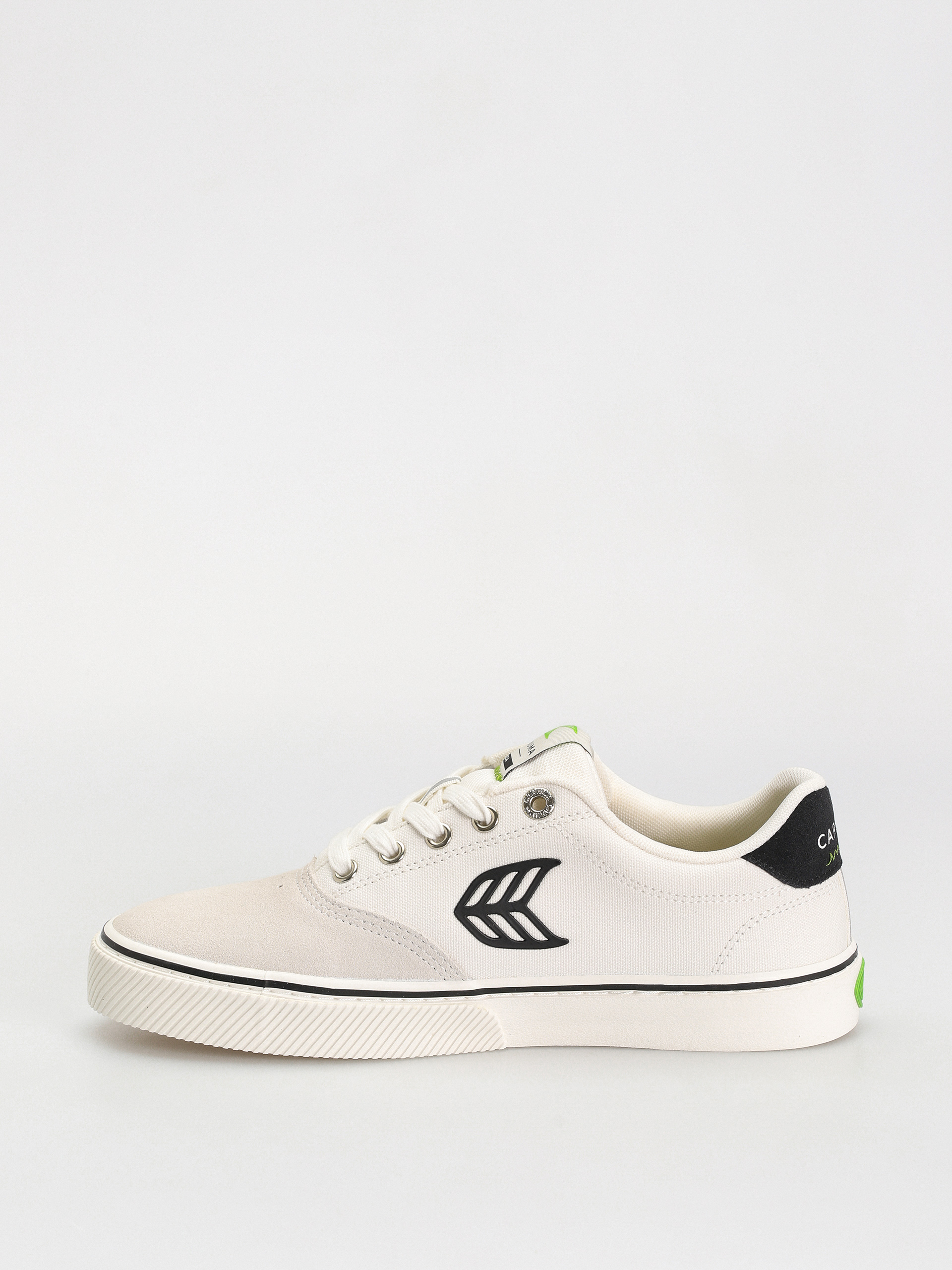 Cariuma Shoes Naioca Pro (vintage white/off white/black)