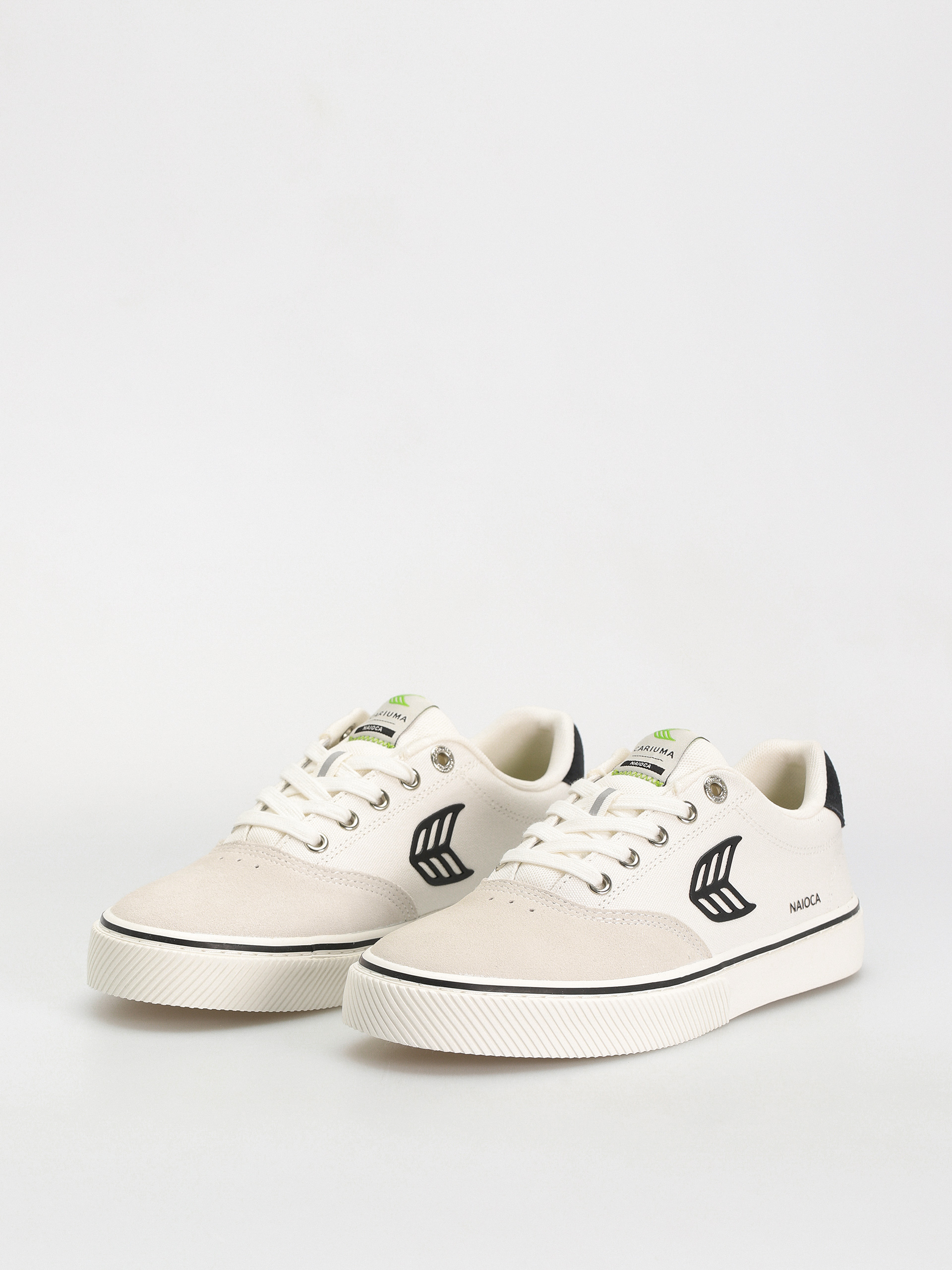 Cariuma Shoes Naioca Pro (vintage white/off white/black)