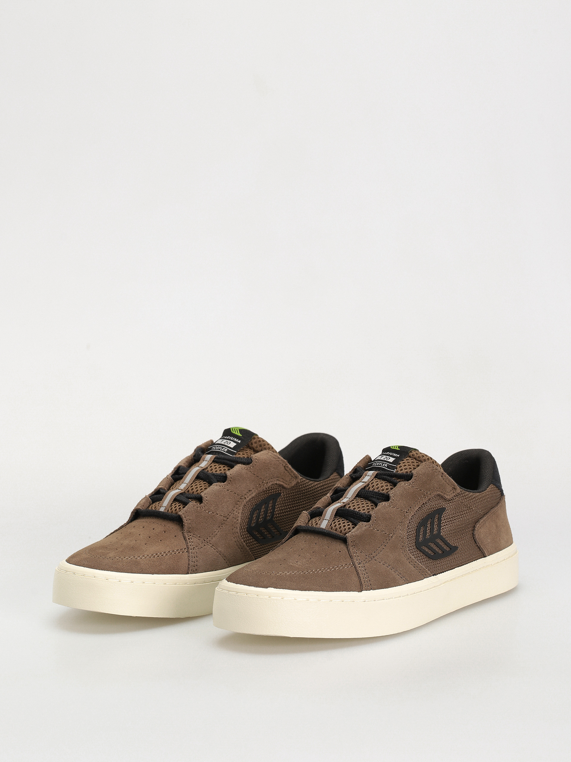 Cariuma Shoes T20 Pro (dark khaki/black)