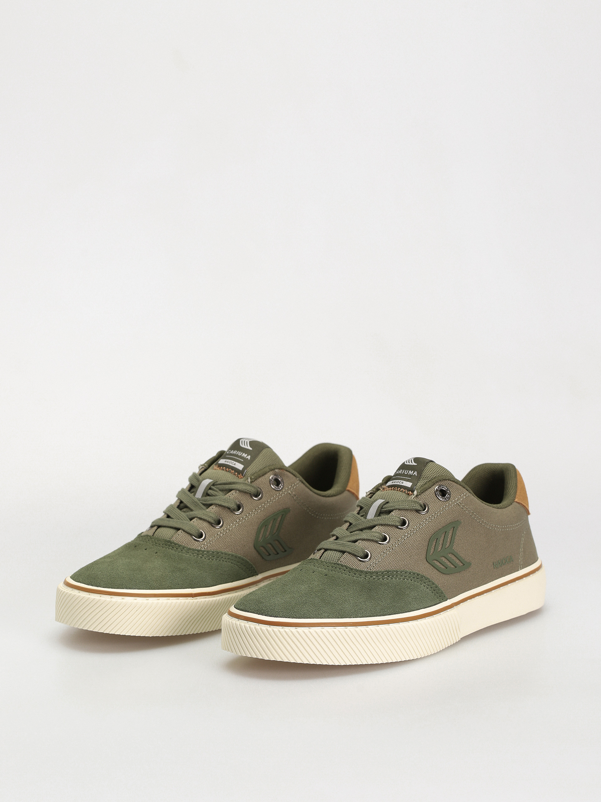 Cariuma Shoes Naioca Pro (bronze green)