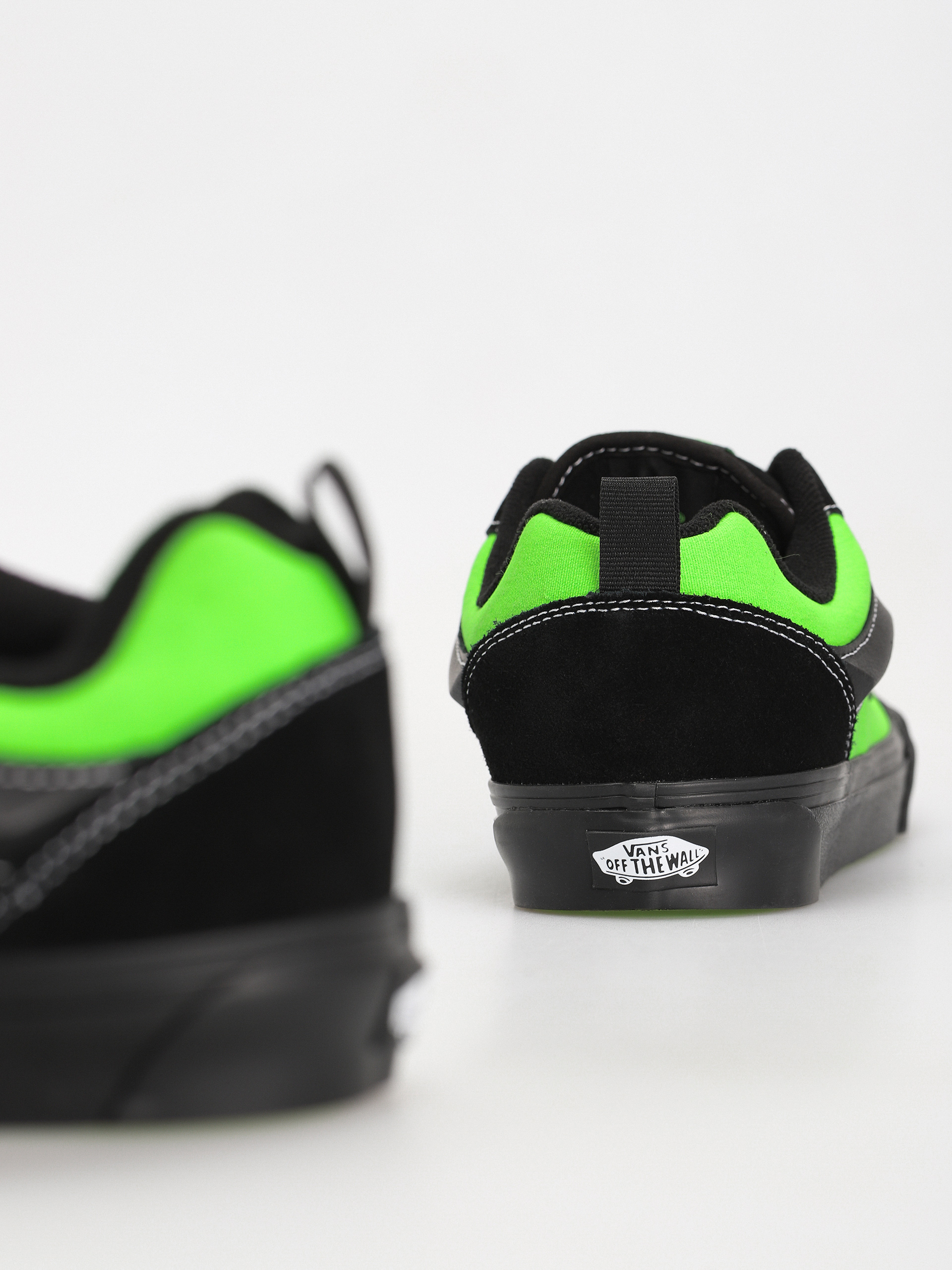 Vans Knu Skool Shoes (2-tone black/green)