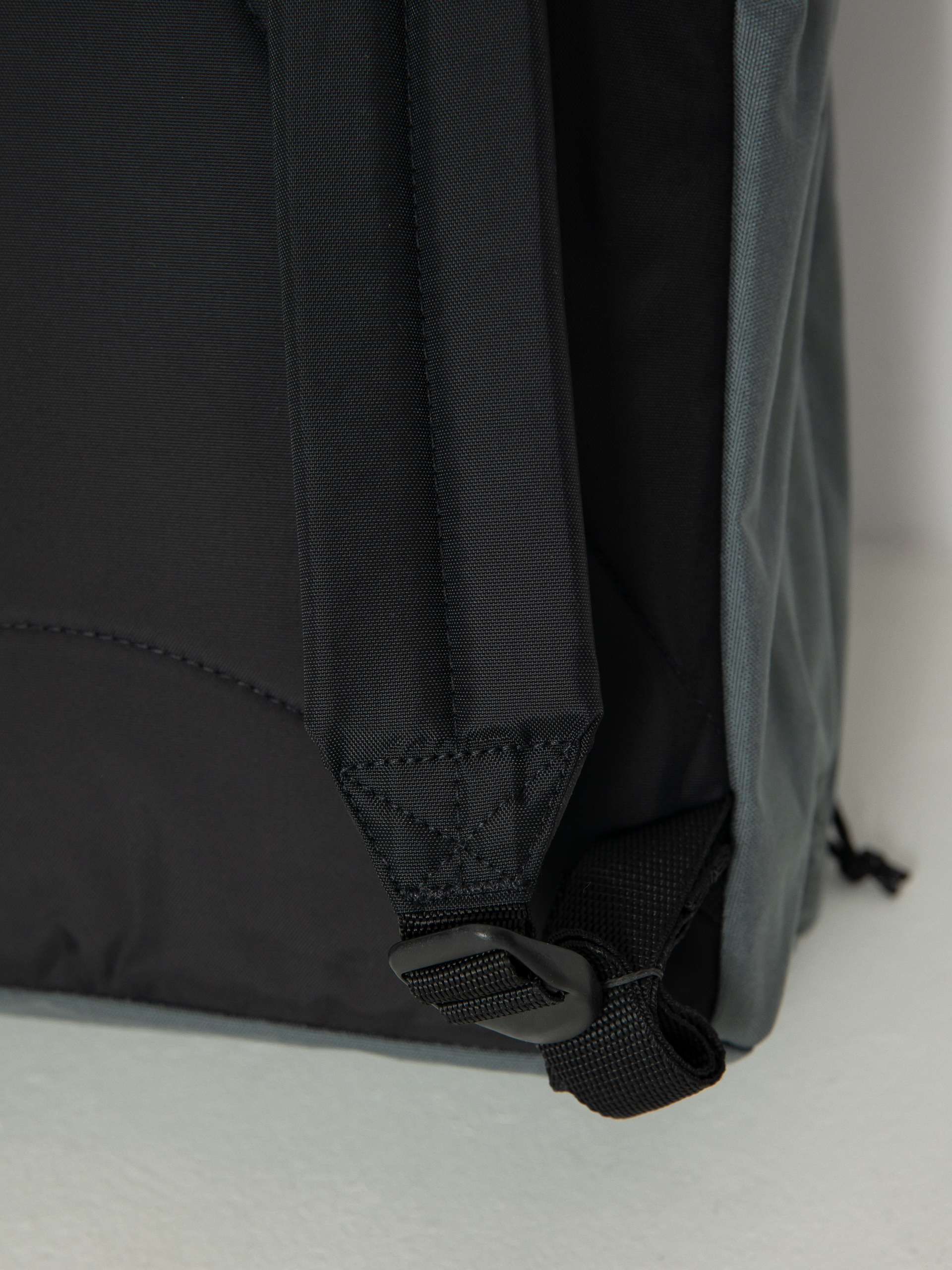 Eastpak Out Of Office Backpack (stormy grey)