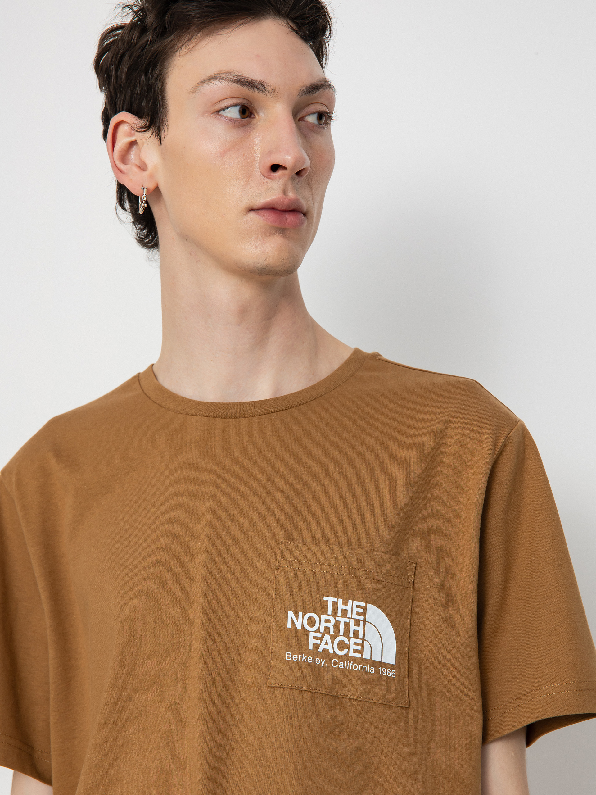 The North Face Berkeley California Pocket T Shirt utility brown