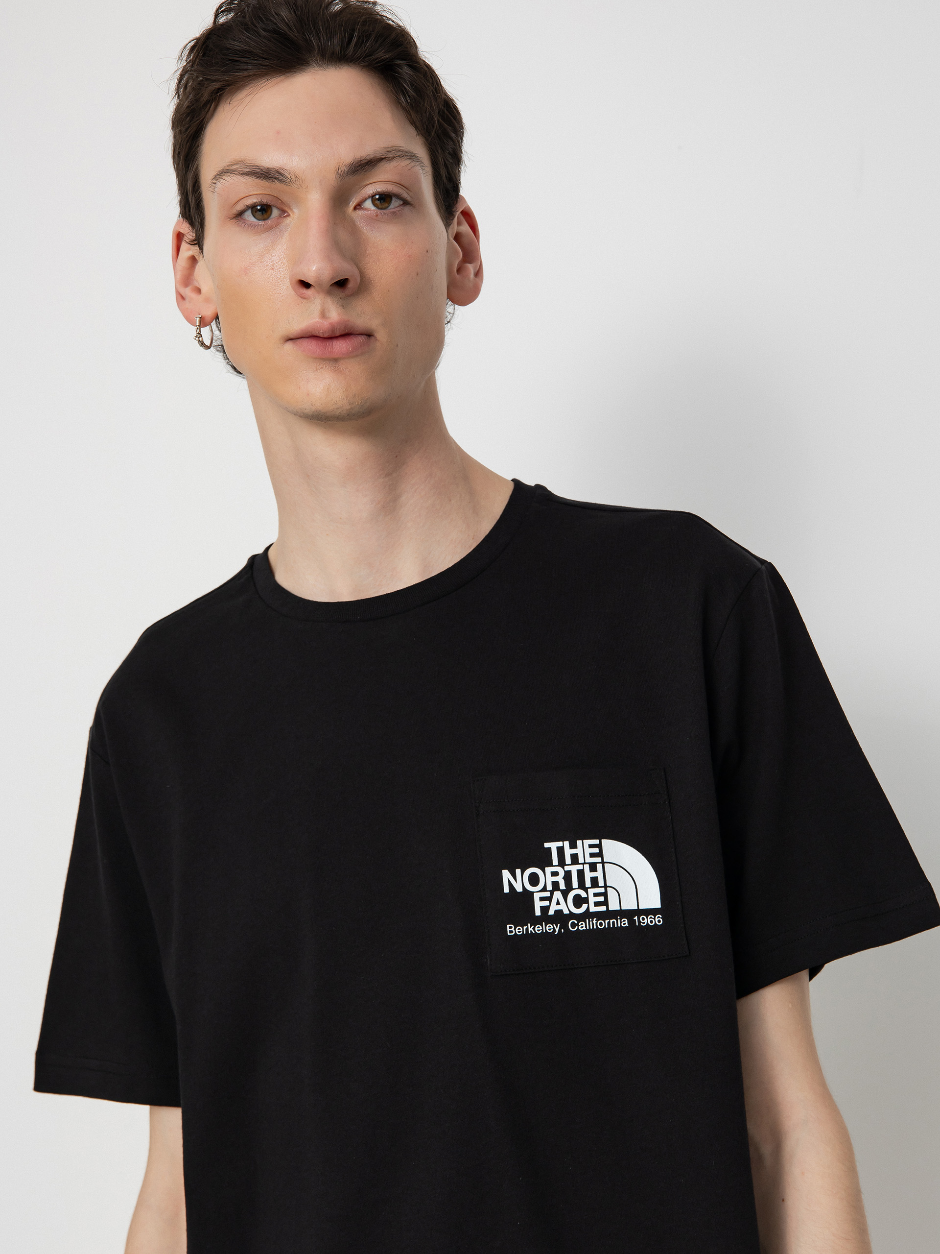 The North Face Berkeley California Pocket T-Shirt (tnf black)